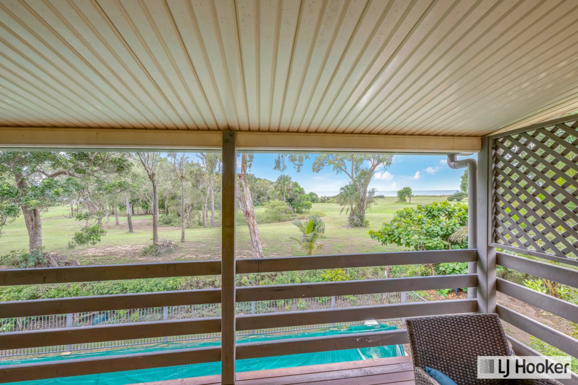 218 Sylvan Drive, Moore Park Beach, Moore Park Beach - Thumbnail 3