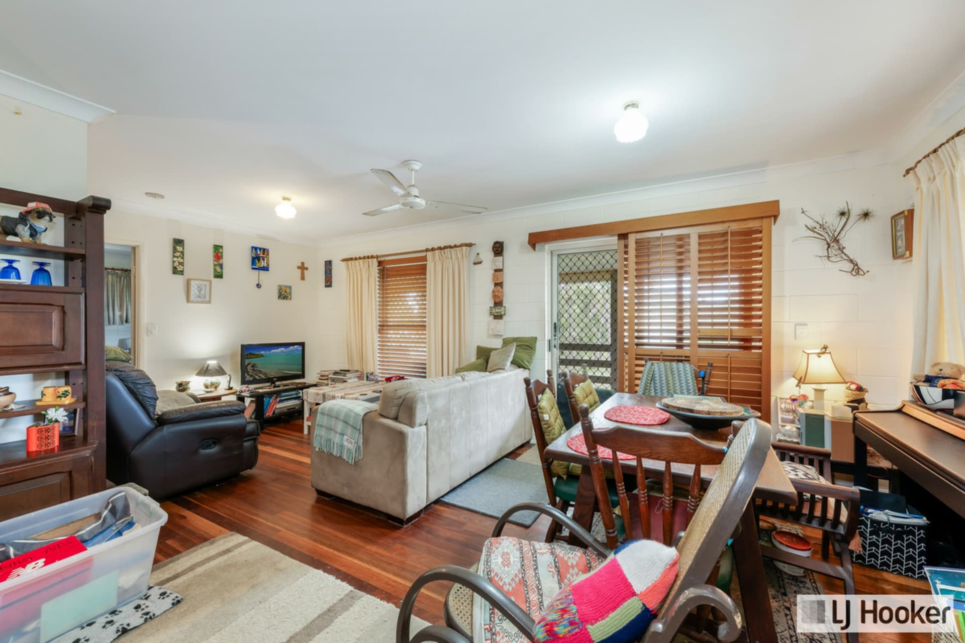218 Sylvan Drive, Moore Park Beach, Moore Park Beach - Thumbnail 8