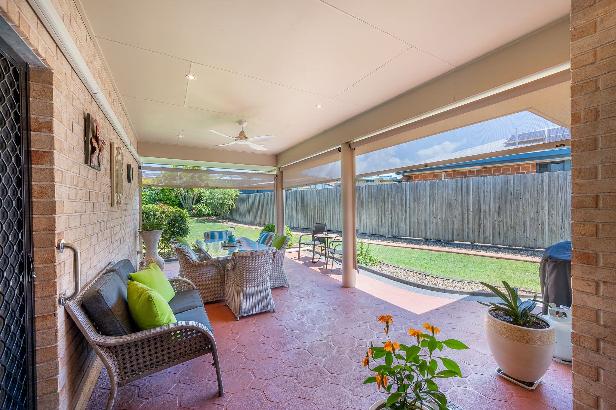27 Whitbread Road, Clinton QLD 4680, Clinton - Thumbnail 2