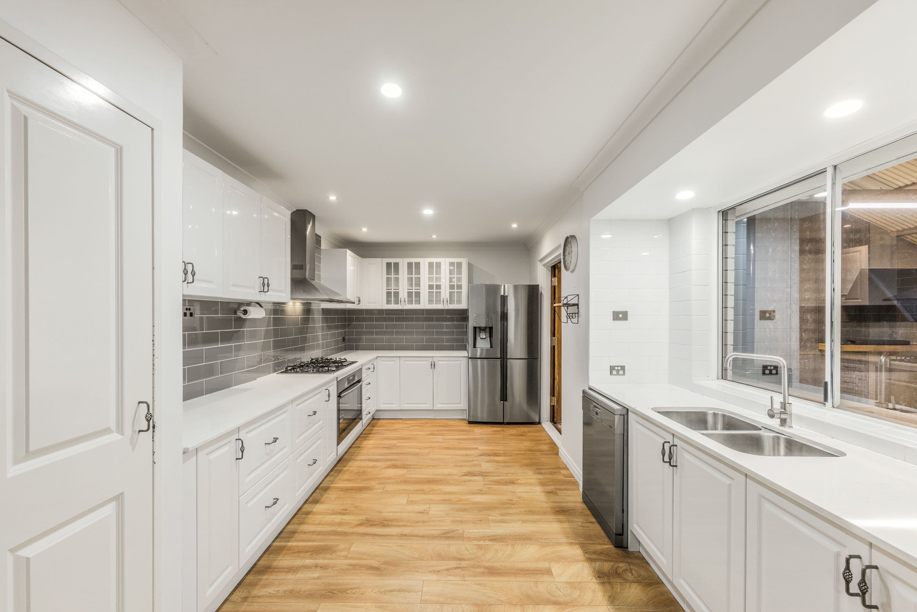52 Tollington Park Road, Kelmscott WA 6111, Kelmscott - Thumbnail 4