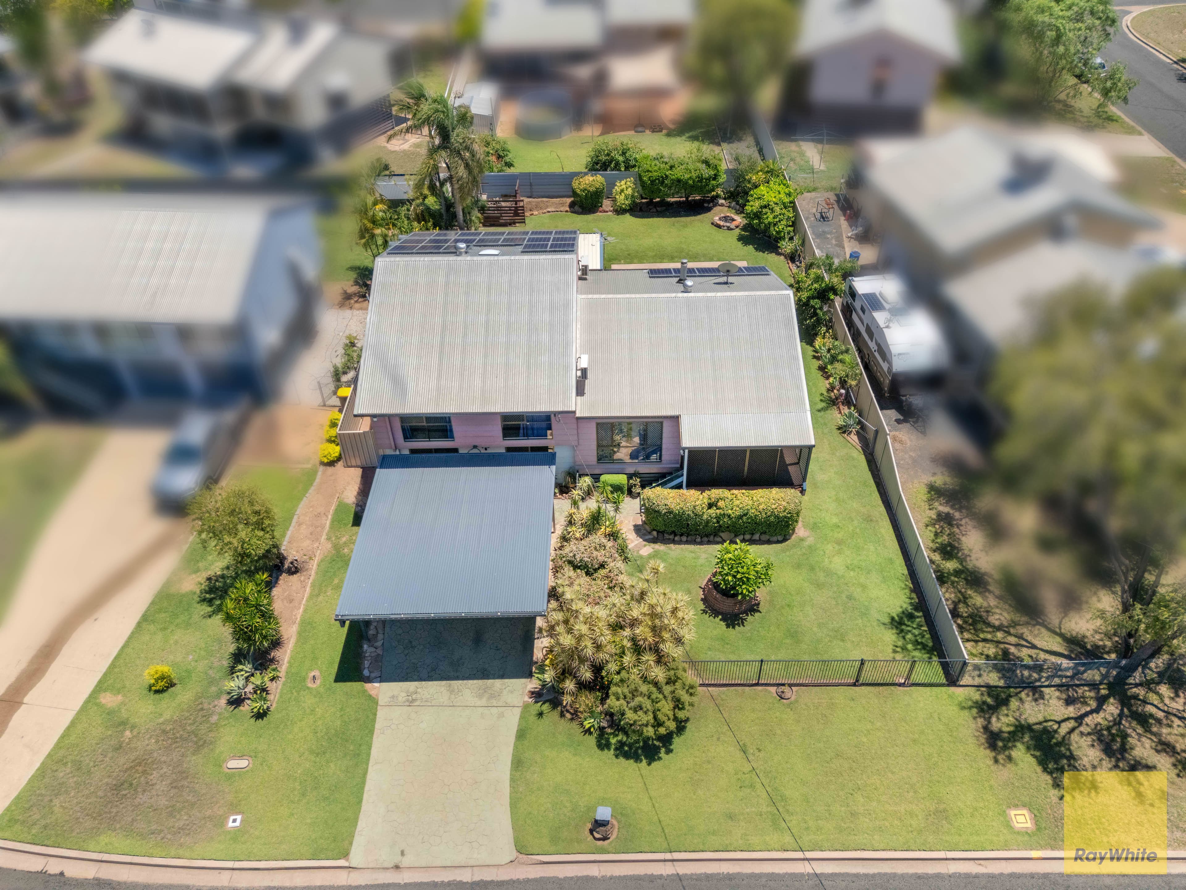 15 Julie Court, Emerald QLD 4720, Emerald - Thumbnail 2
