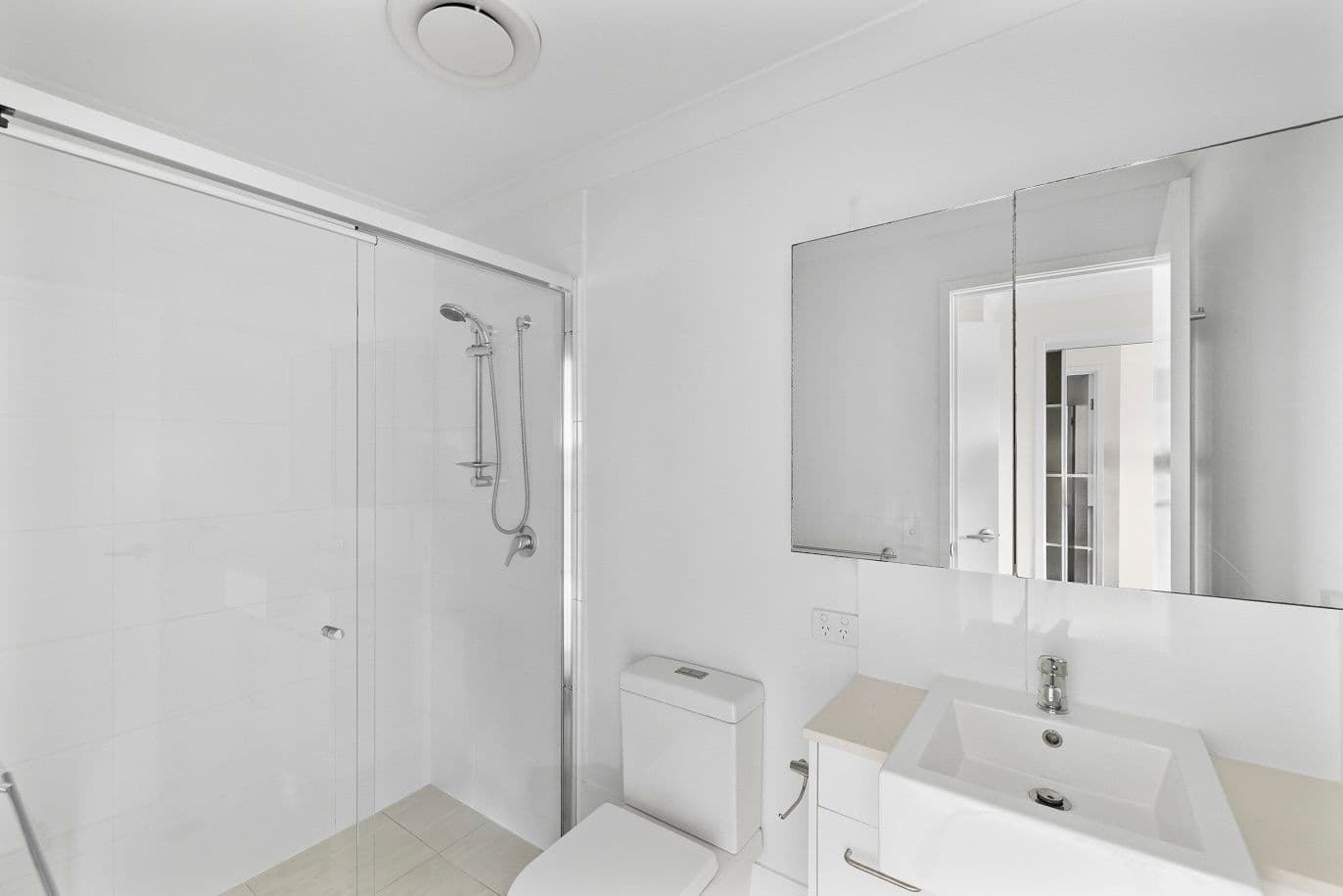 9 Gilbert Street, Maroochydore QLD 4558, Maroochydore - Thumbnail 8
