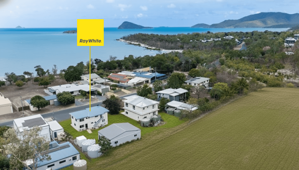 32 Pioneer Drive, Dingo Beach QLD 4800, Dingo Beach - Thumbnail 2