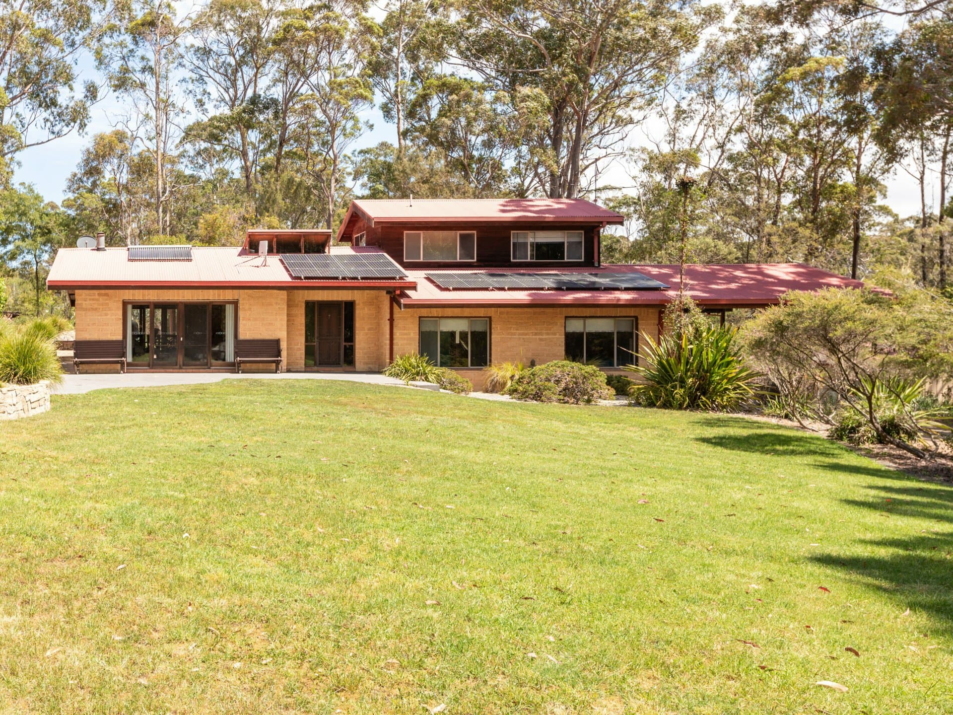 57 Strathmore Crescent, Kalaru, Kalaru - Image 1