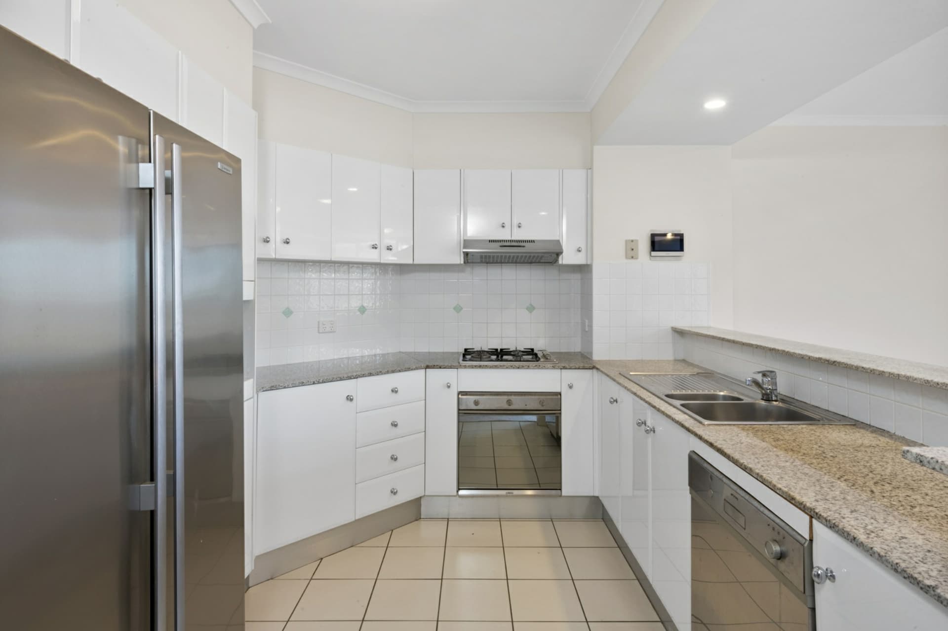 103/97-99 John Whiteway Drive, Gosford, Gosford - Thumbnail 3