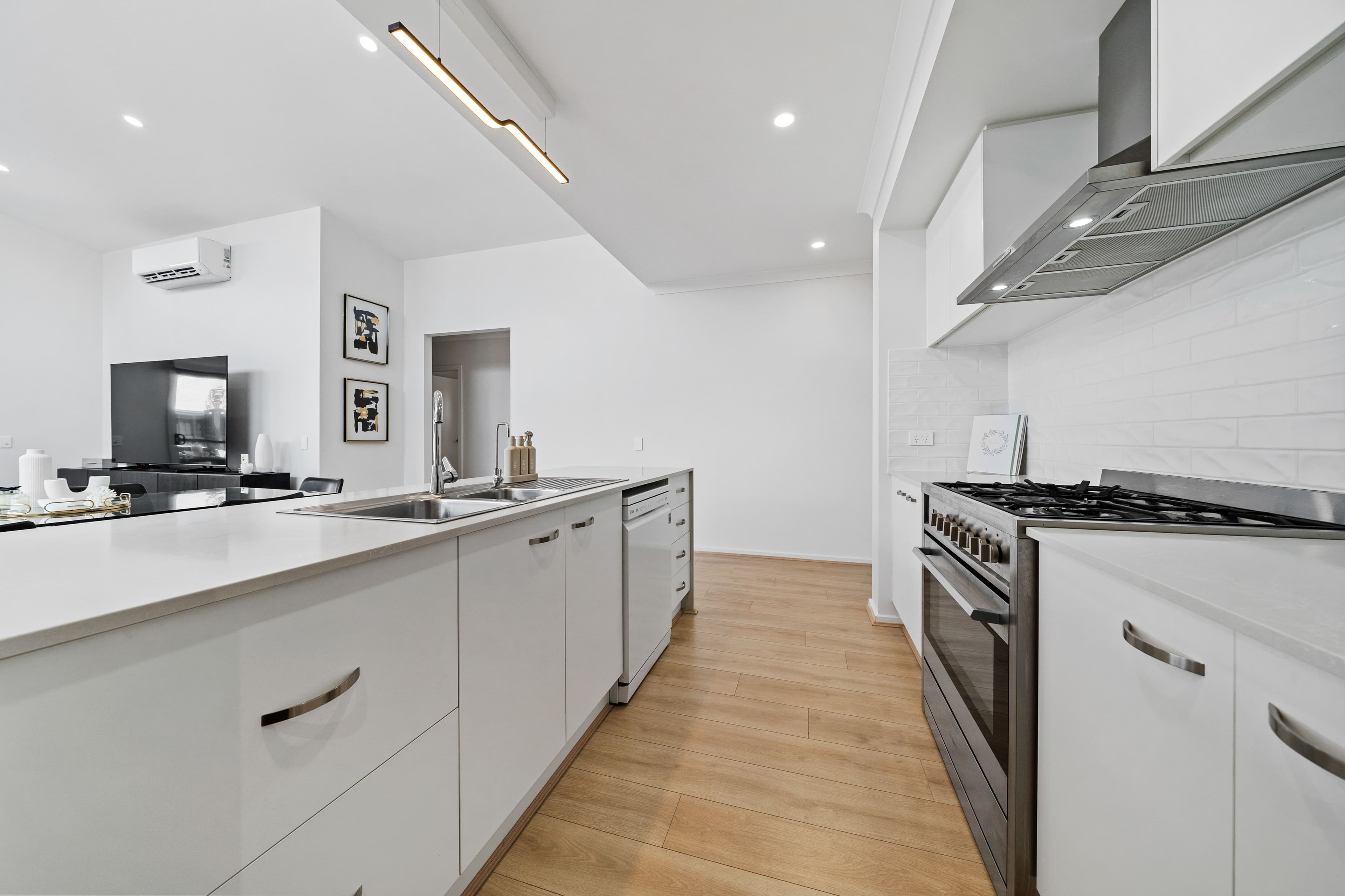 23 Delaway Street, Chambers Flat QLD 4133, Chambers Flat - Thumbnail 4
