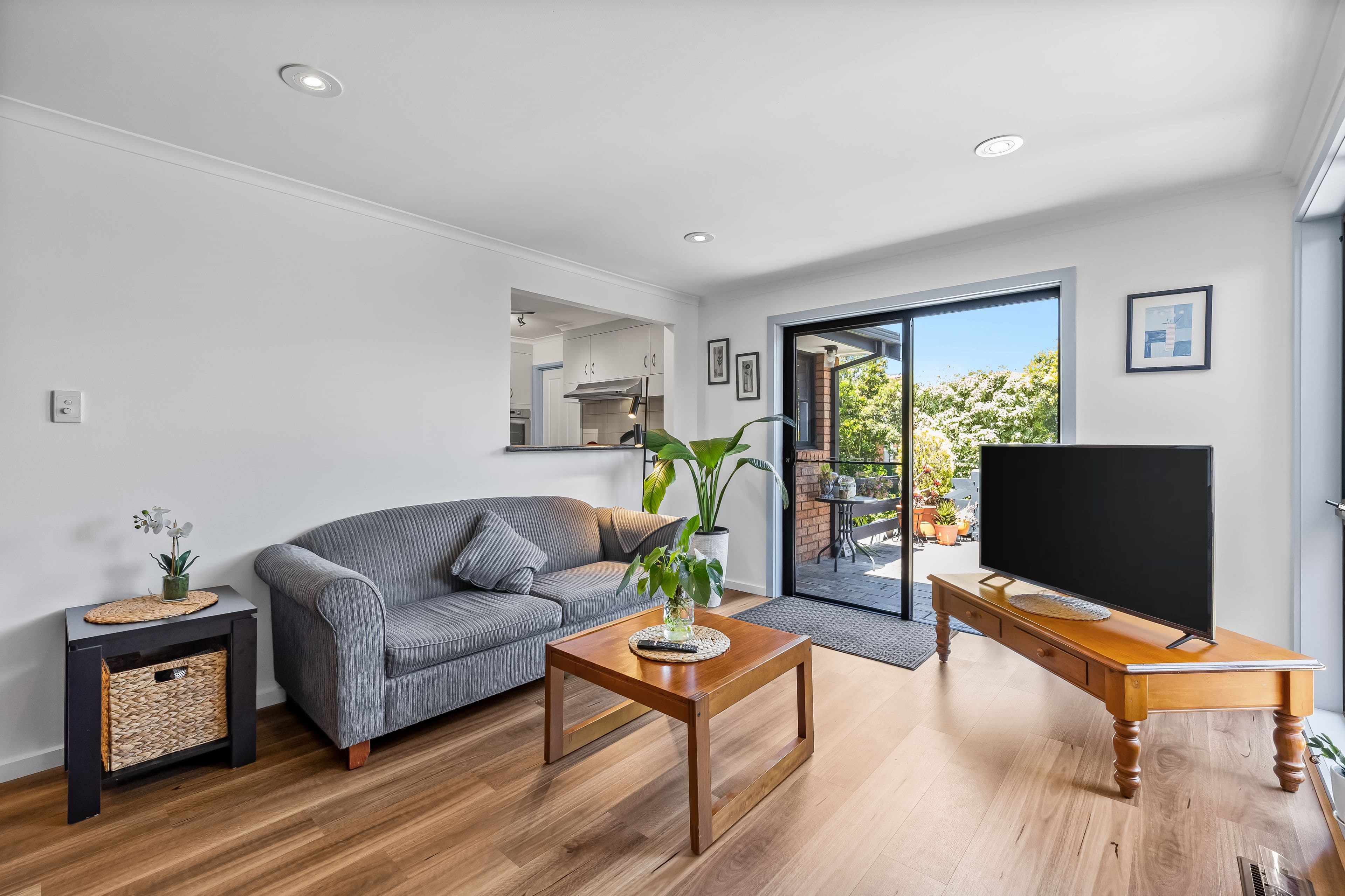 11 Lanark Street, Epping VIC 3076, Epping - Thumbnail 2