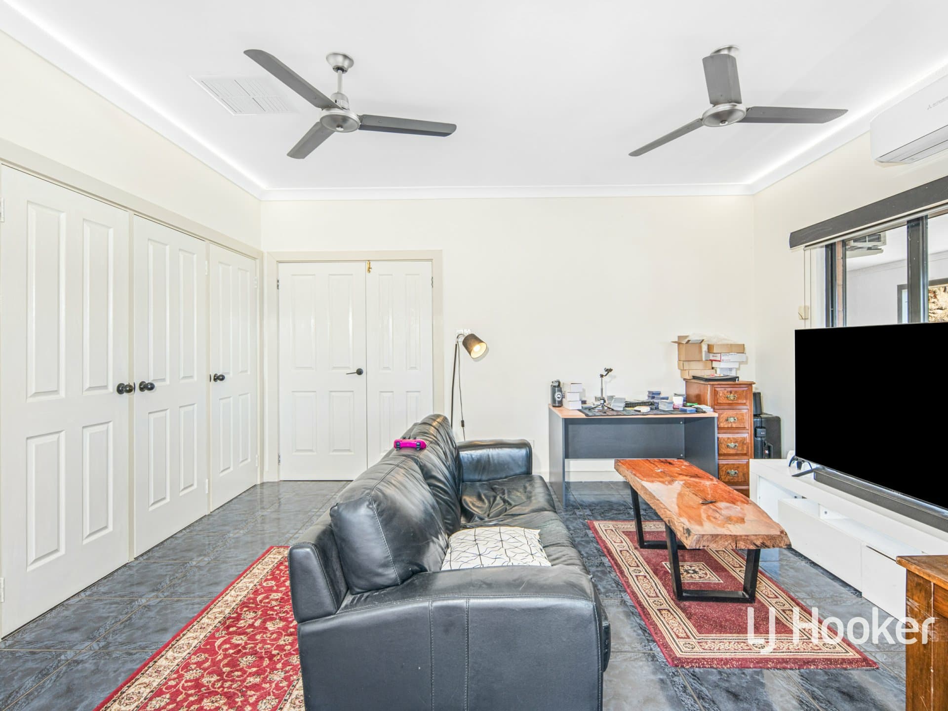 5 Range Crescent, Desert Springs, Desert Springs - Thumbnail 8