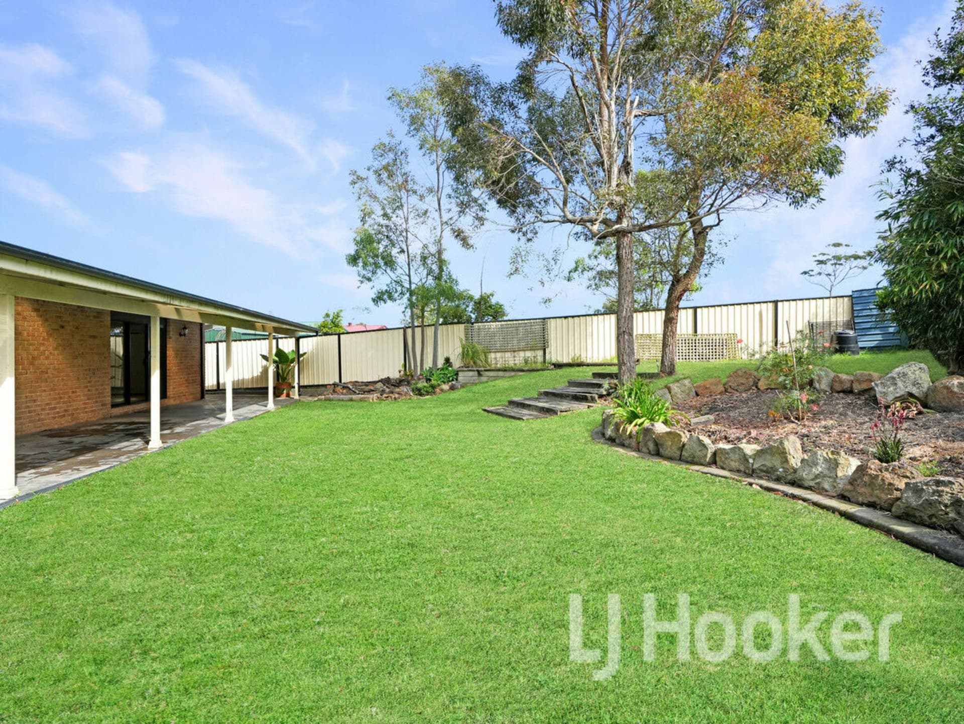 14 Durnford Place, St Georges Basin, St Georges Basin - Thumbnail 2