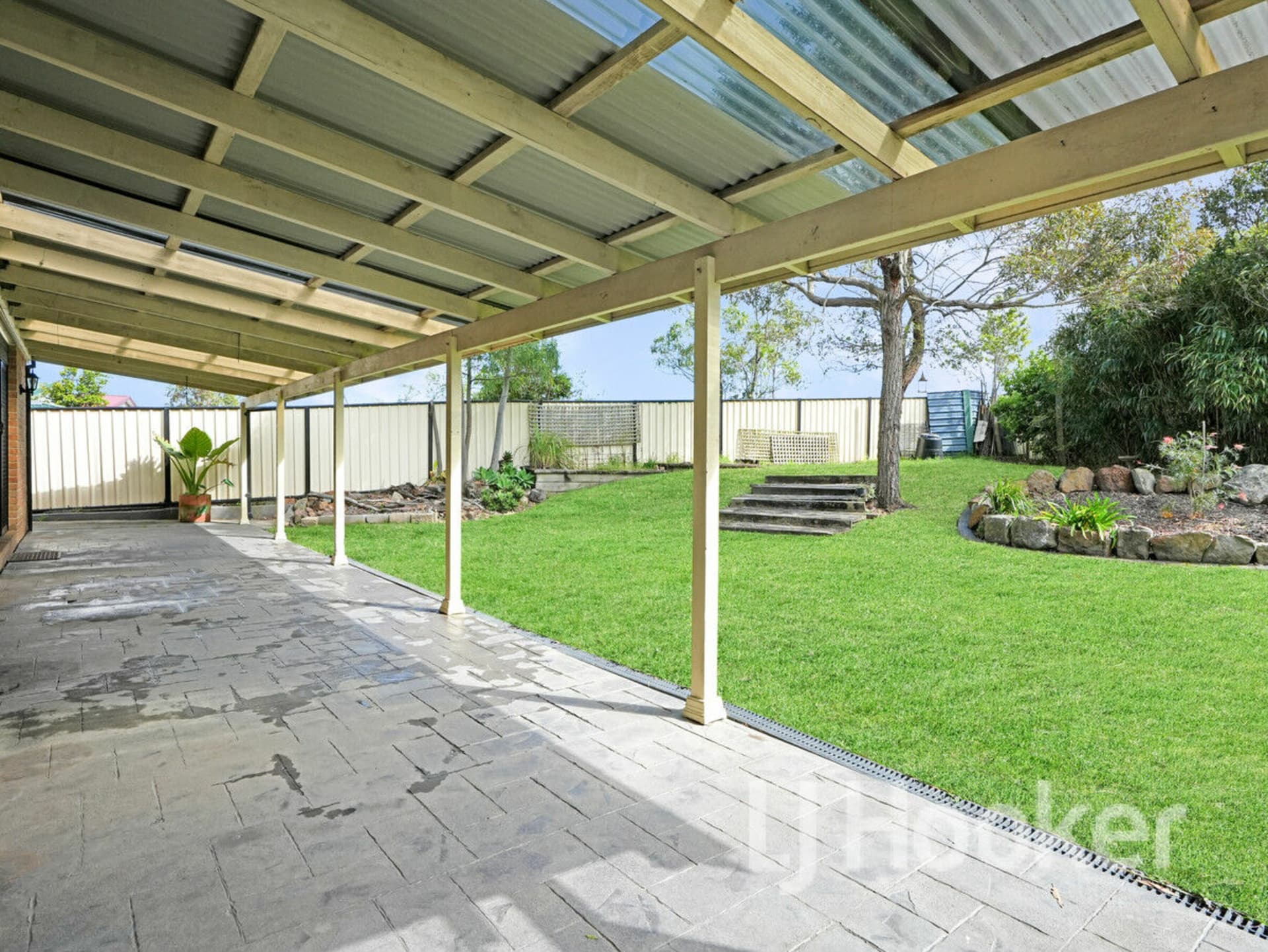 14 Durnford Place, St Georges Basin, St Georges Basin - Thumbnail 3