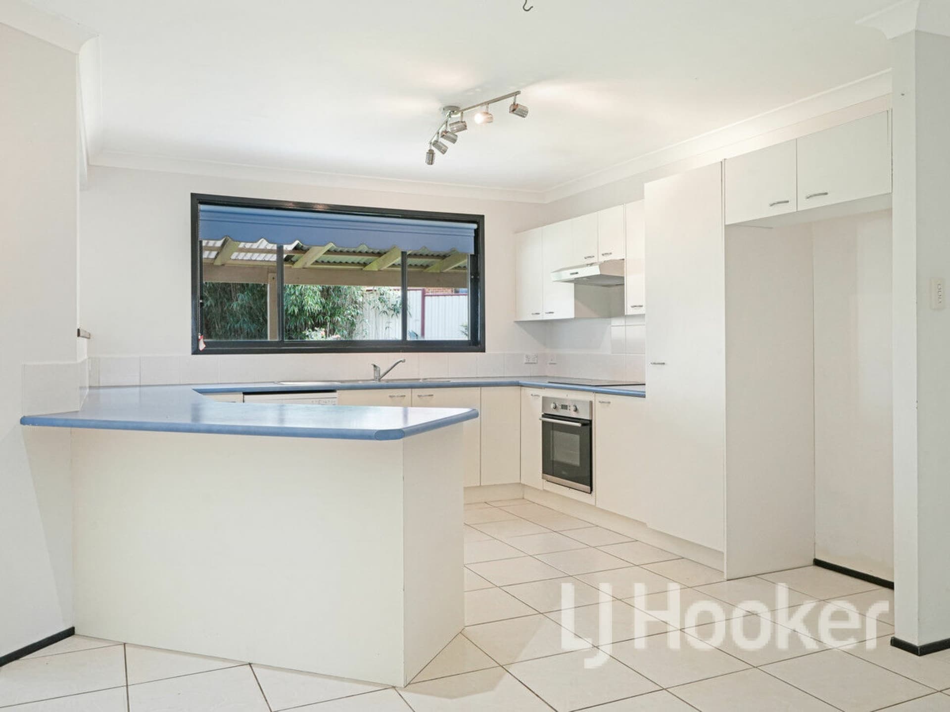 14 Durnford Place, St Georges Basin, St Georges Basin - Thumbnail 5