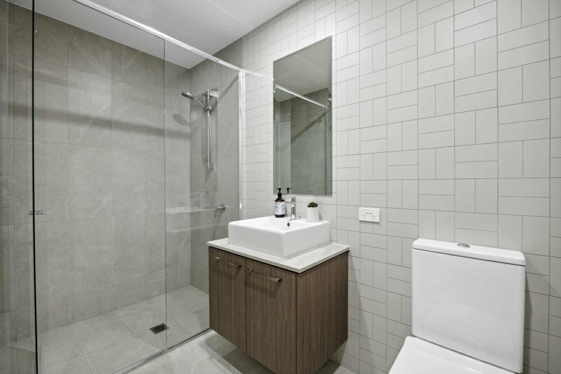 97/9 Irving Street, Phillip, Phillip - Thumbnail 6