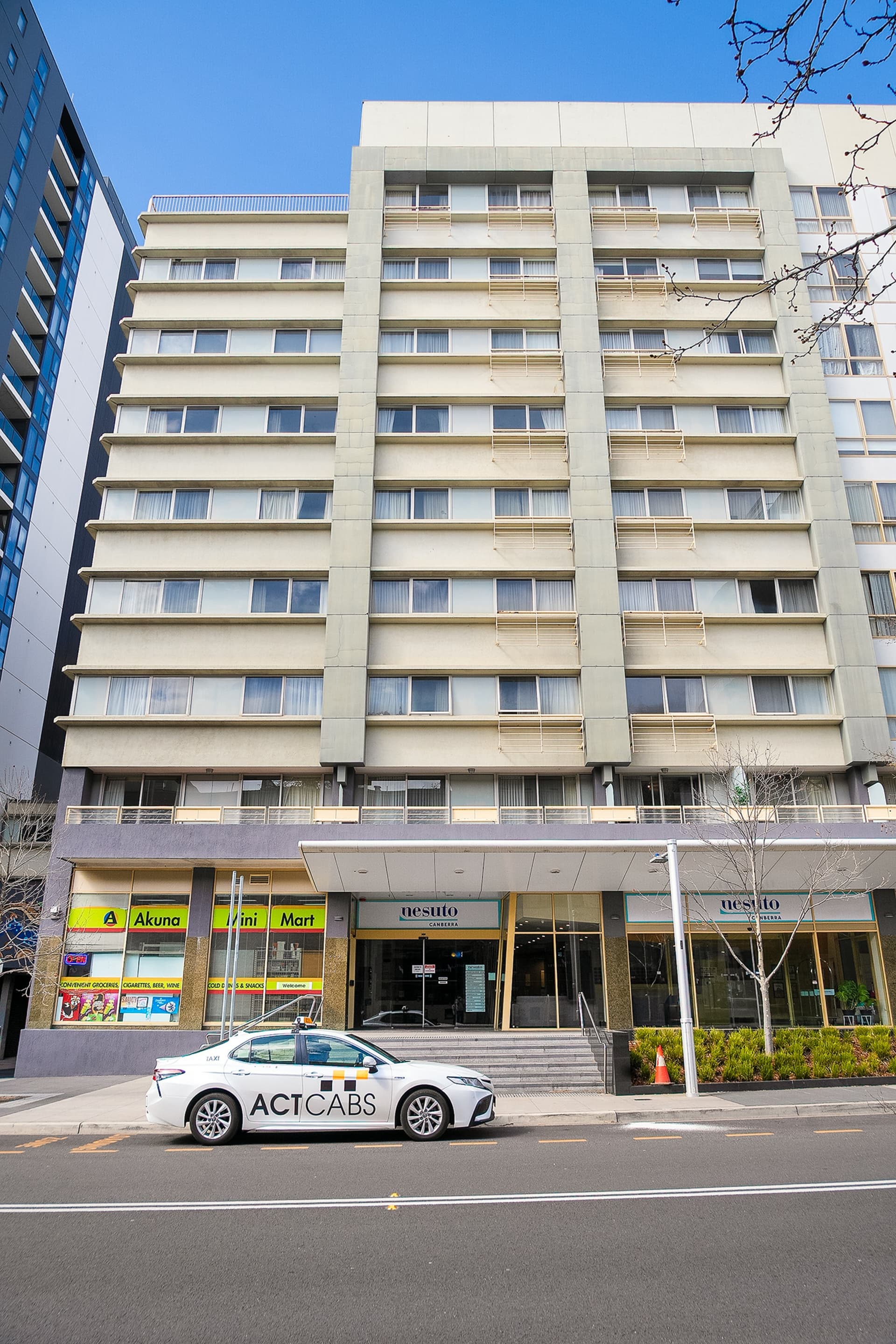 114/2 Akuna Street, City, City - Thumbnail 2