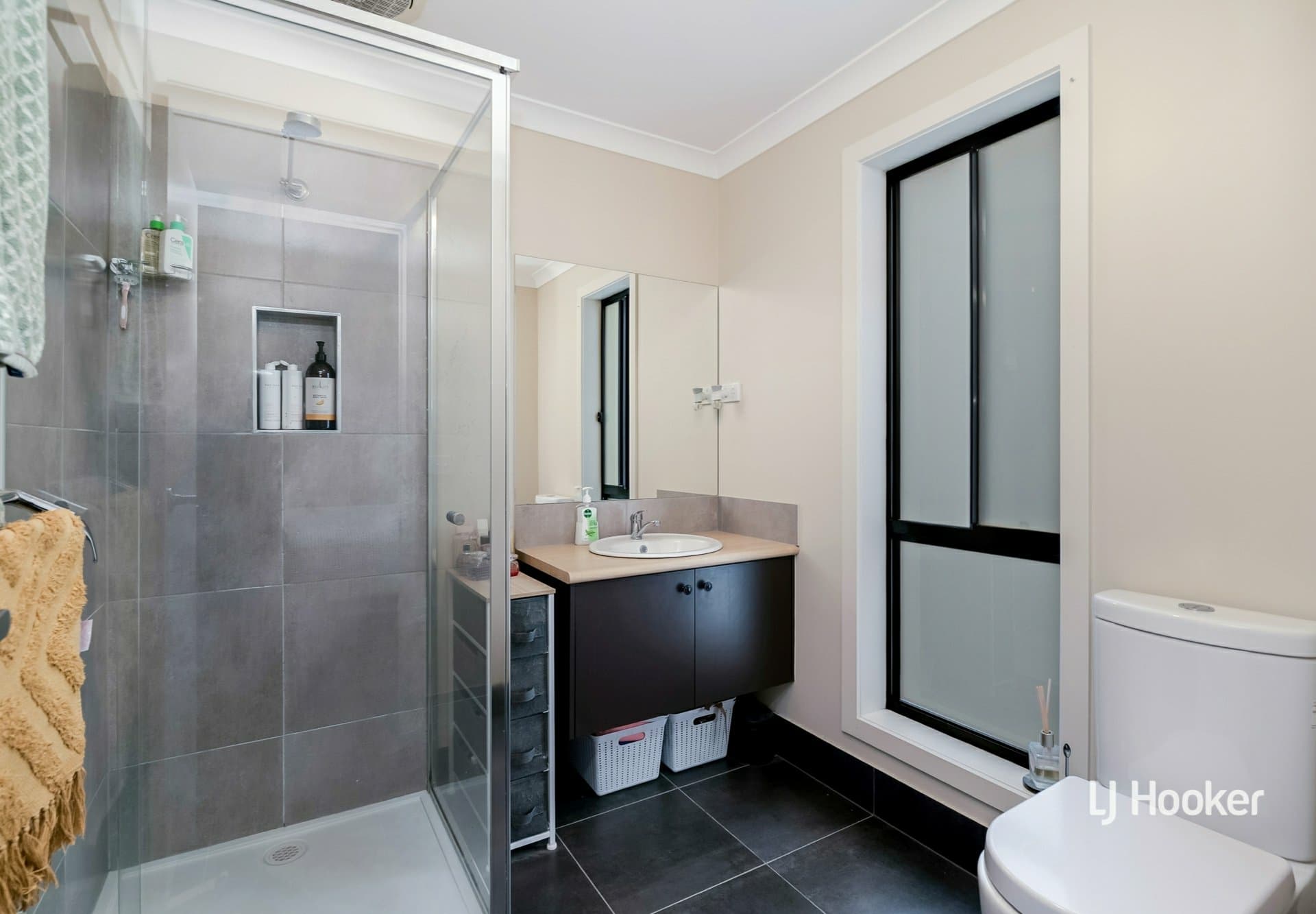 7 Aspect Boulevard, Broadford, Broadford - Thumbnail 8