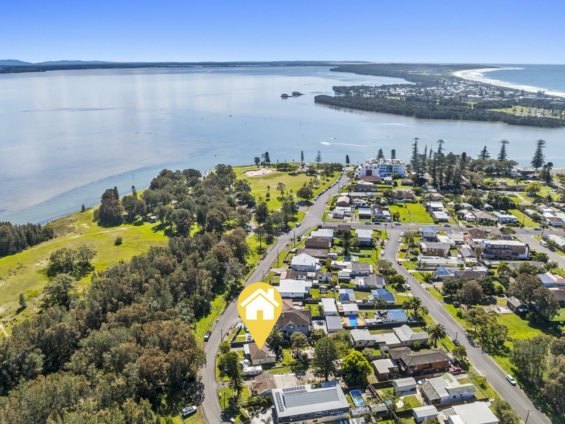 16 Tuggerah Parade, The Entrance, The Entrance - Thumbnail 3