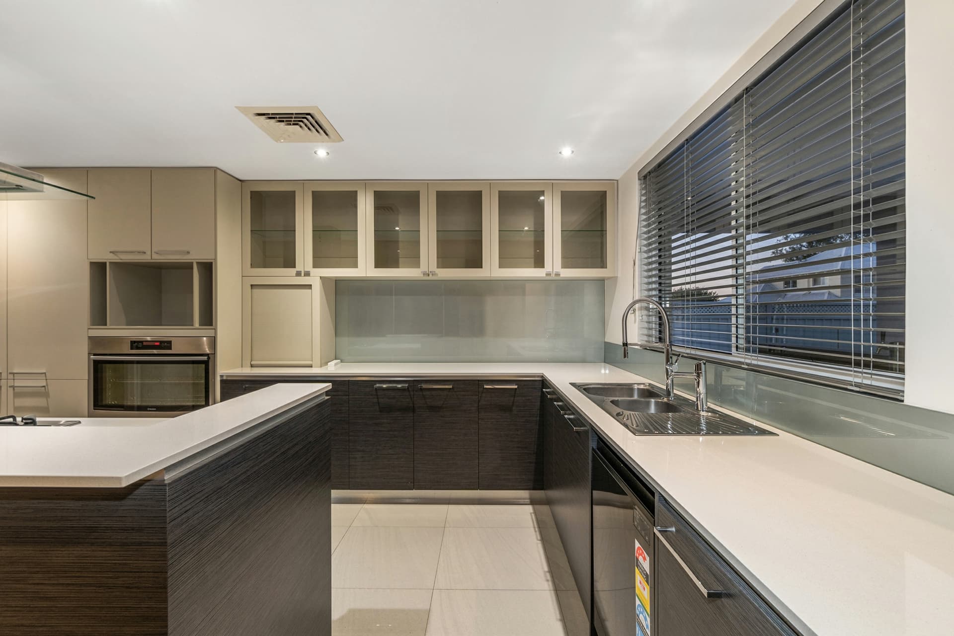 5 Locock Street, Ascot, Ascot - Thumbnail 8