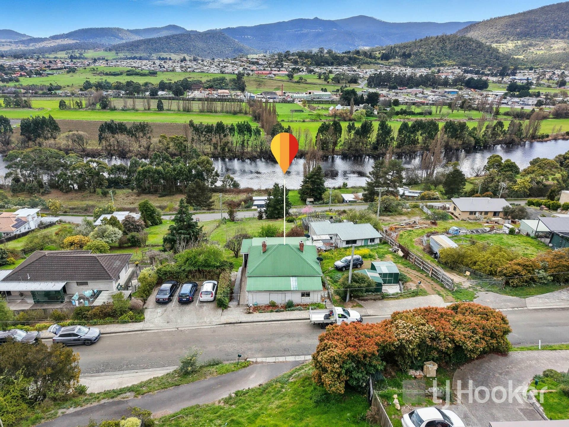65 Sharland Avenue, New Norfolk, New Norfolk - Thumbnail 3