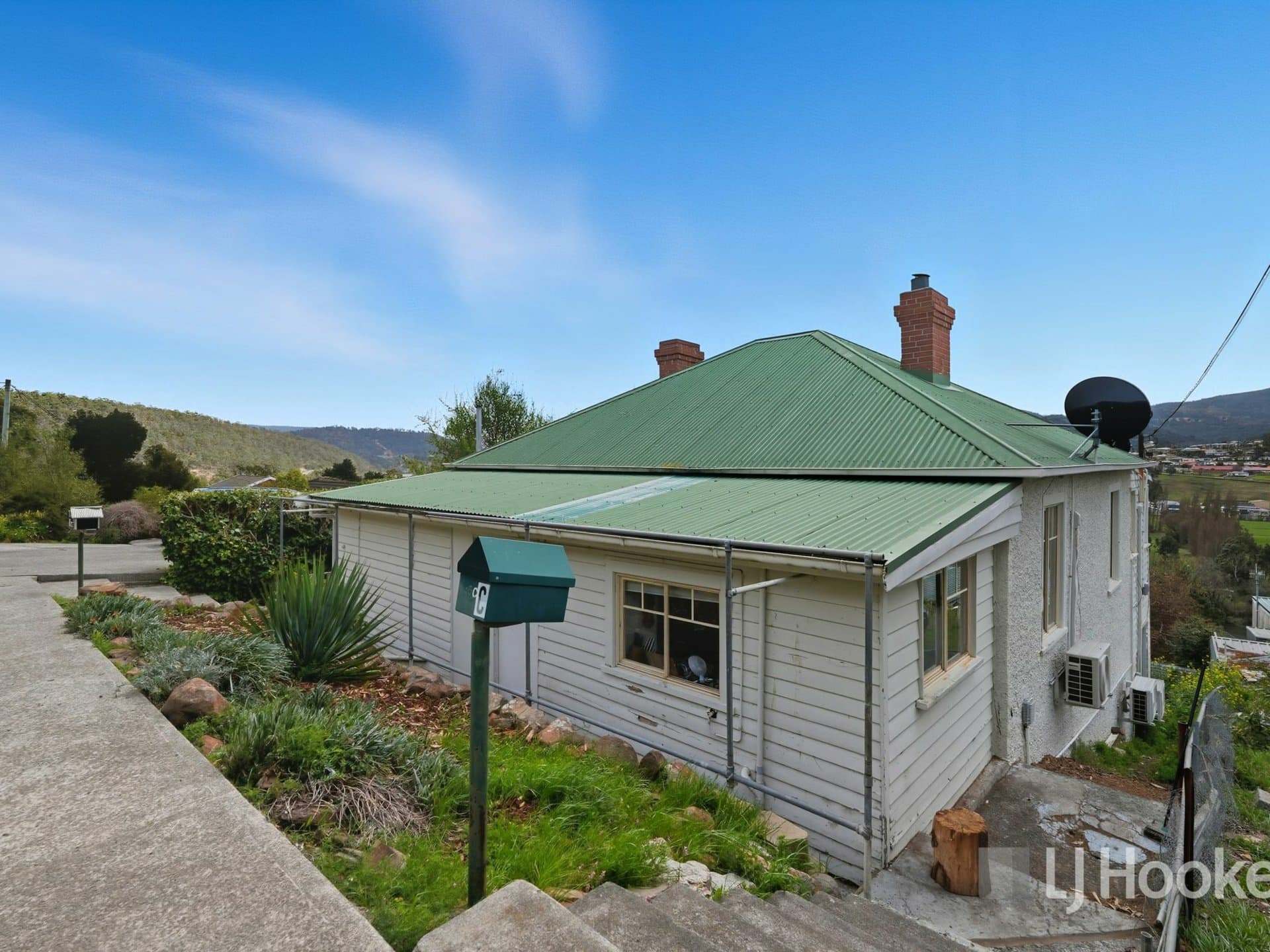 65 Sharland Avenue, New Norfolk, New Norfolk - Thumbnail 5