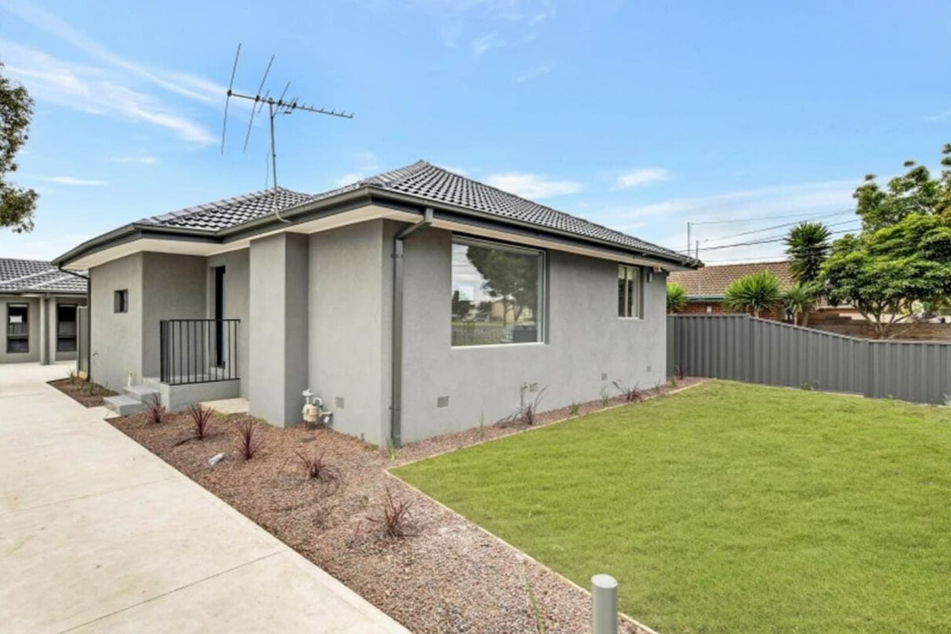 1/12 Silver Street, Werribee, Werribee - Thumbnail 2