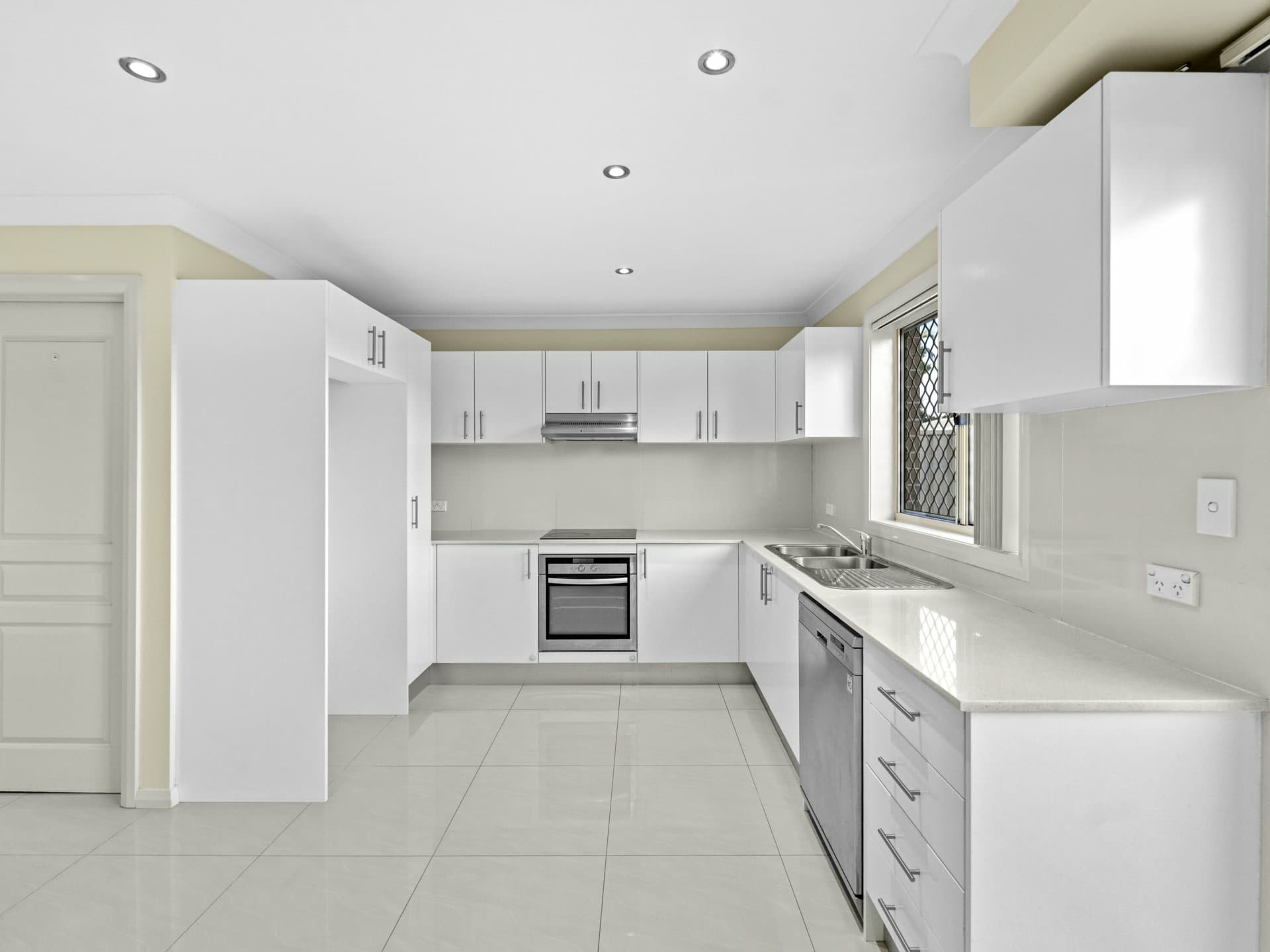1/114 Ingleburn Road, Ingleburn, Ingleburn - Thumbnail 5