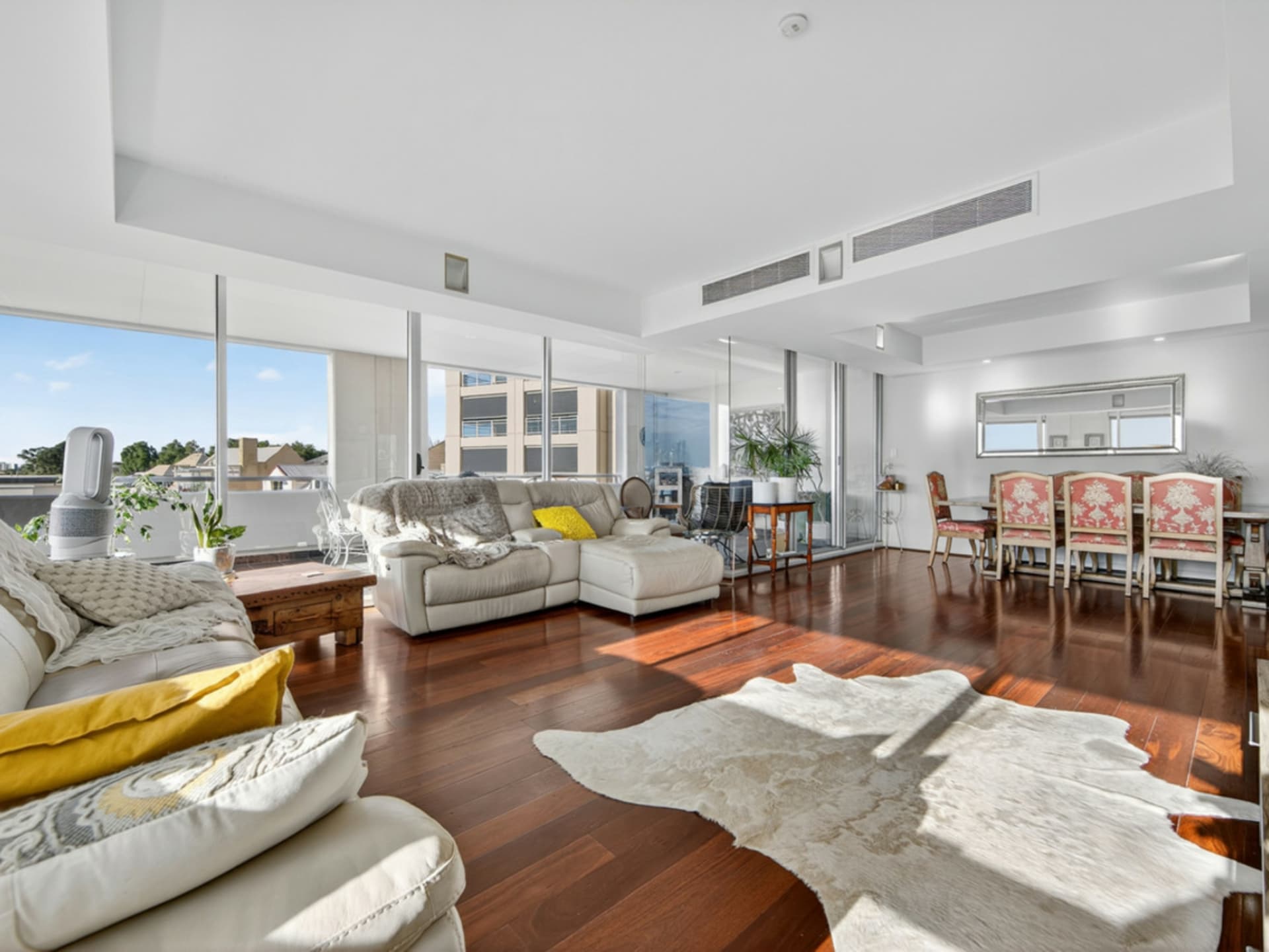 2A/29 Trafalgar Road, East Perth, East Perth - Thumbnail 2
