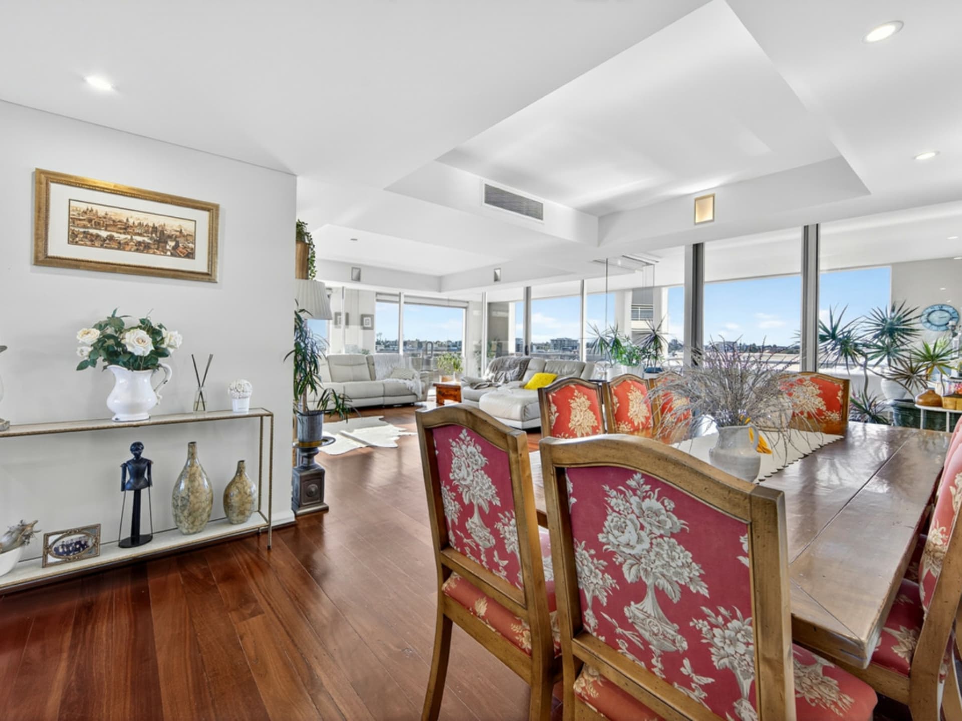 2A/29 Trafalgar Road, East Perth, East Perth - Thumbnail 3