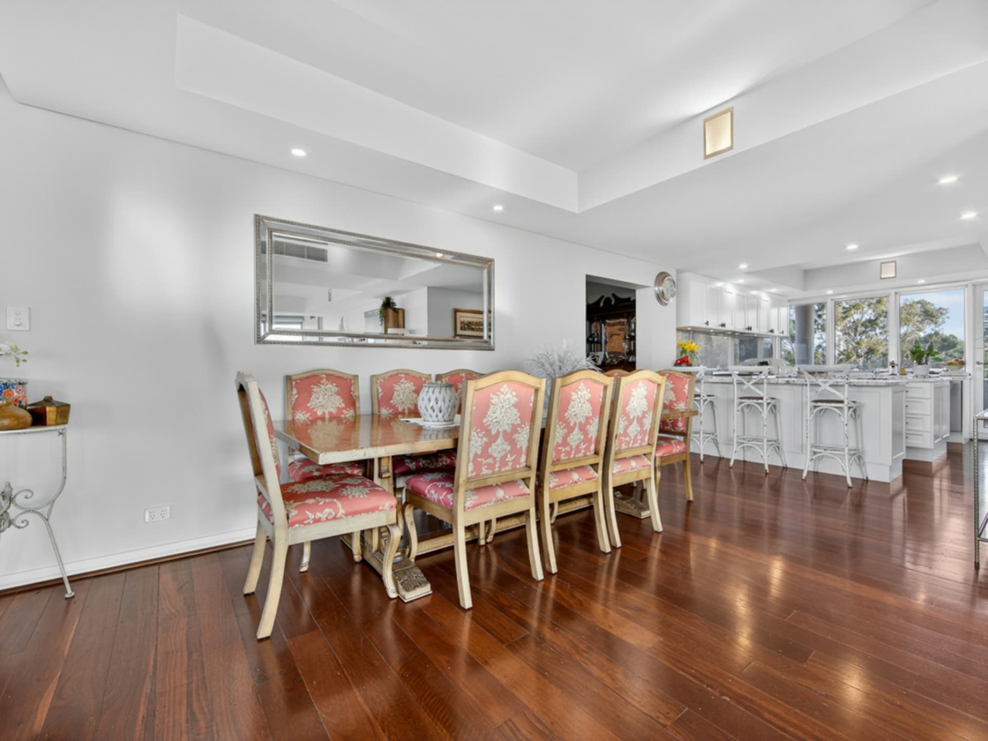 2A/29 Trafalgar Road, East Perth, East Perth - Thumbnail 4
