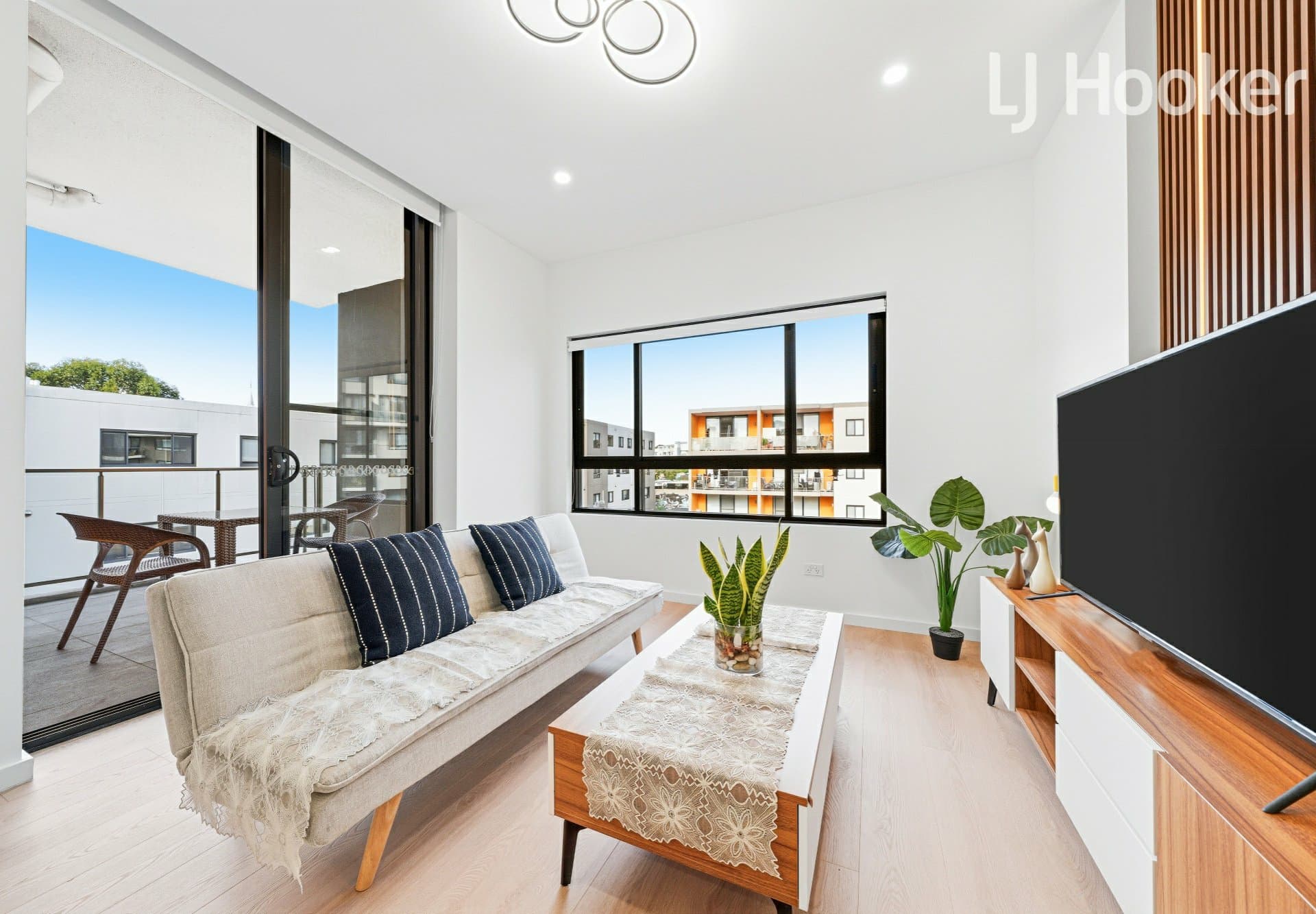 A107/18-20 Bibbys Place, Bonnyrigg, Bonnyrigg - Thumbnail 4