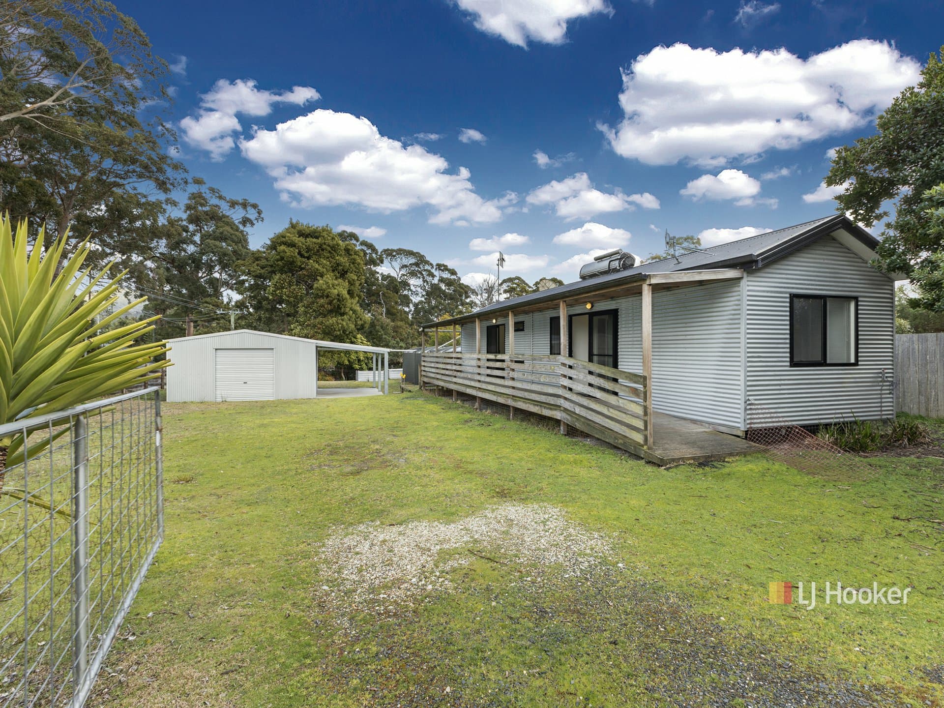 30 Elfrida Avenue, Sisters Beach, Sisters Beach - Thumbnail 2