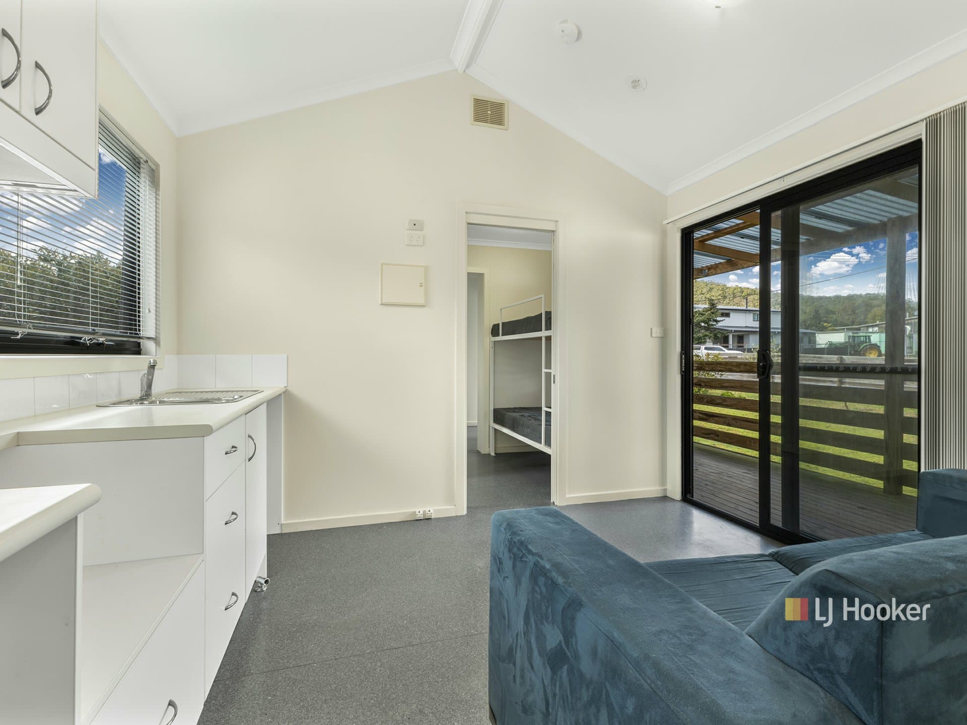30 Elfrida Avenue, Sisters Beach, Sisters Beach - Thumbnail 7