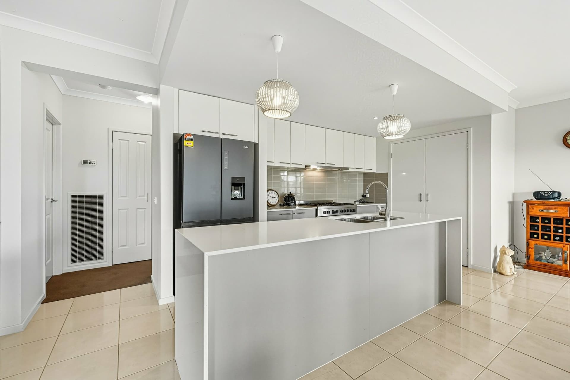 927 Paynesville Road, Eagle Point, Eagle Point - Thumbnail 3