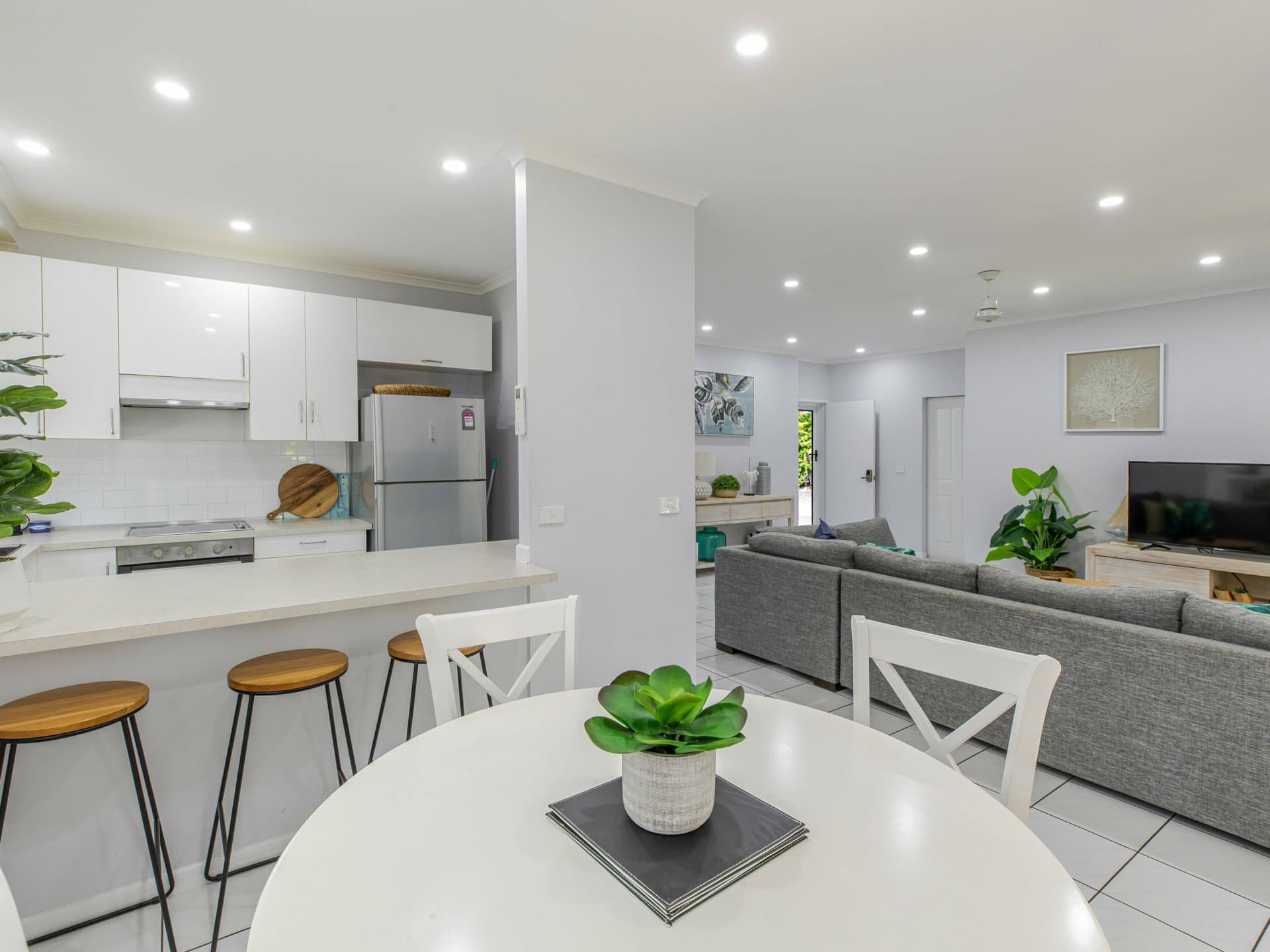 2/8 Ti Tree Street, Port Douglas, Port Douglas - Thumbnail 3