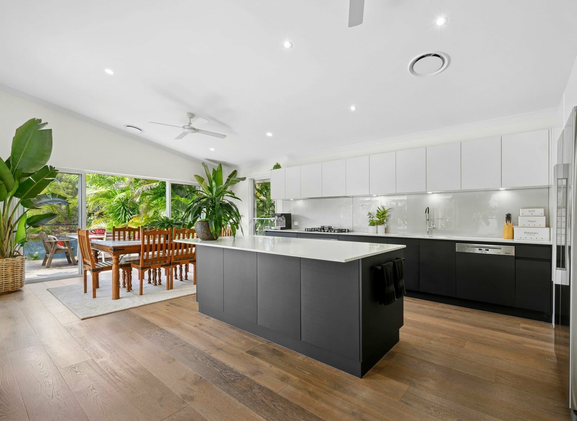 20 Spinifex Place, Twin Waters, Twin Waters - Thumbnail 5