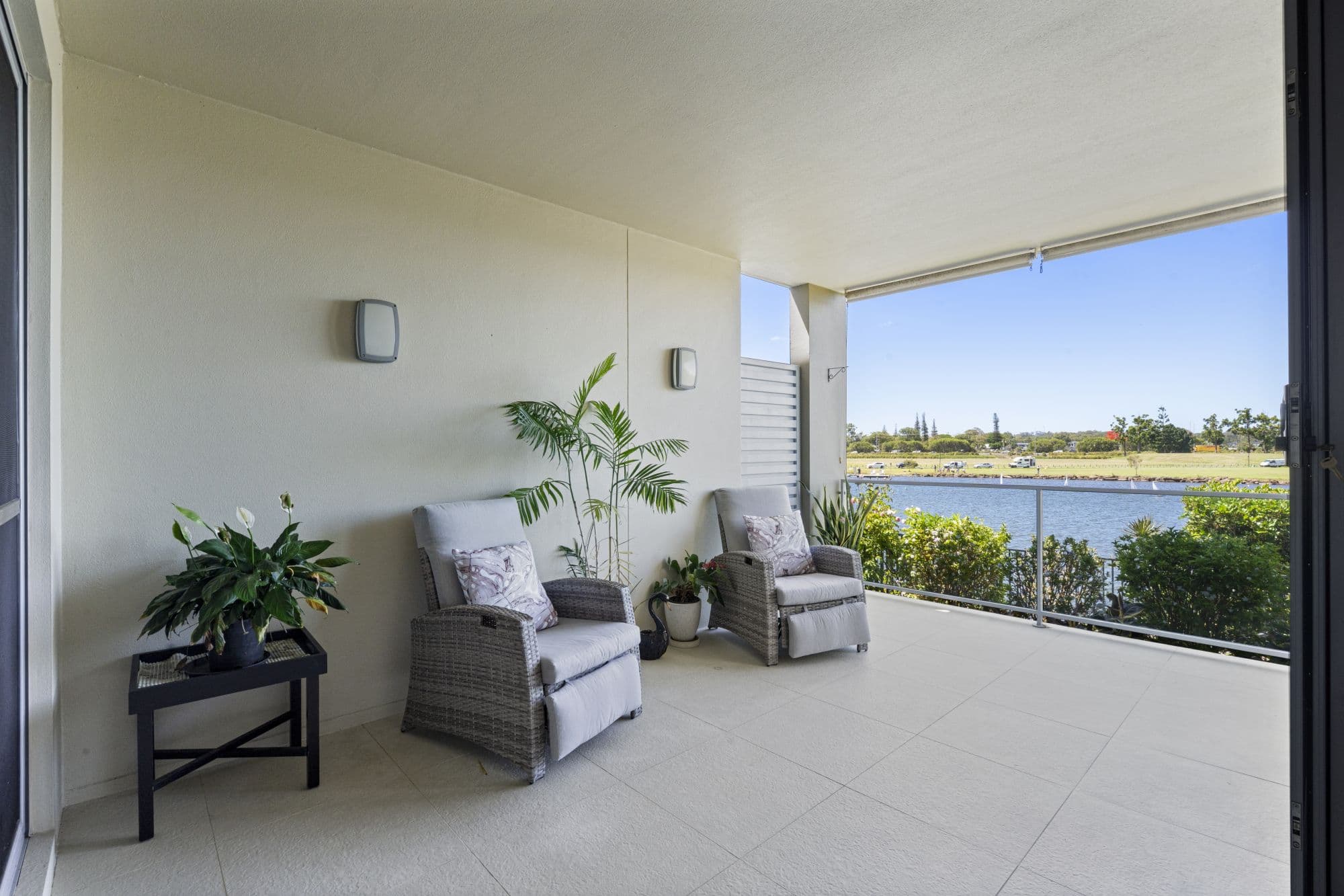 5055 Emerald Island Drive, Carrara QLD 4211, Carrara - Thumbnail 6