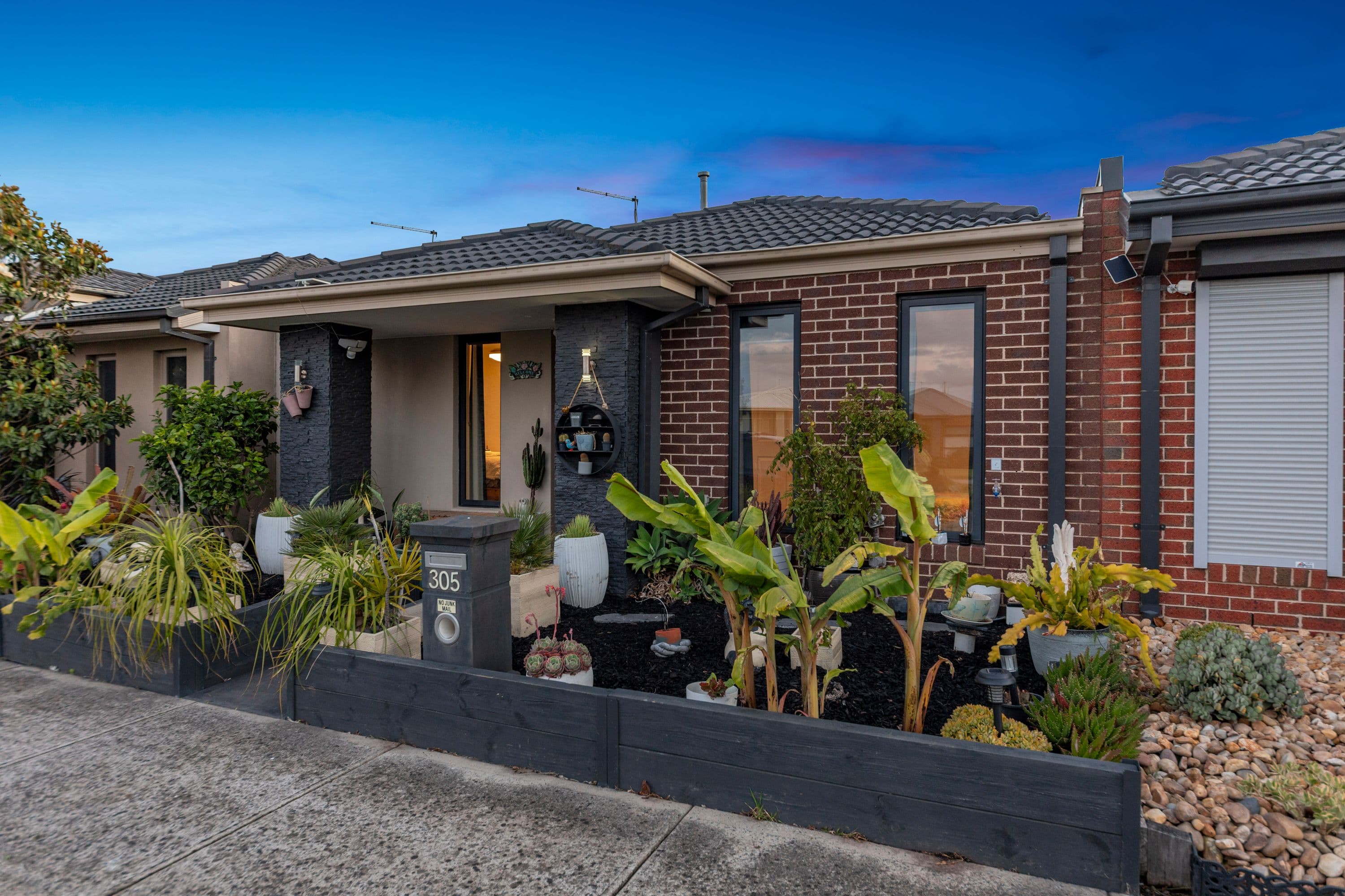 305 Rix Road, Officer VIC 3809, Officer - Thumbnail 3