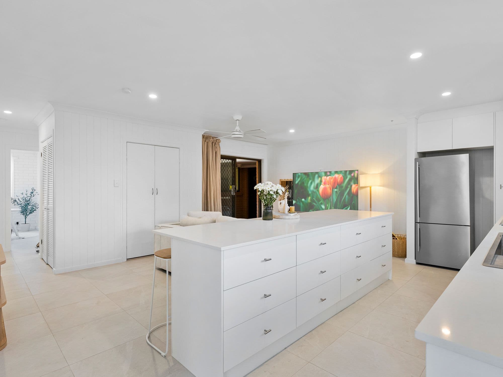 3 Jodie Court, Mermaid Waters QLD 4218, Mermaid Waters - Thumbnail 2