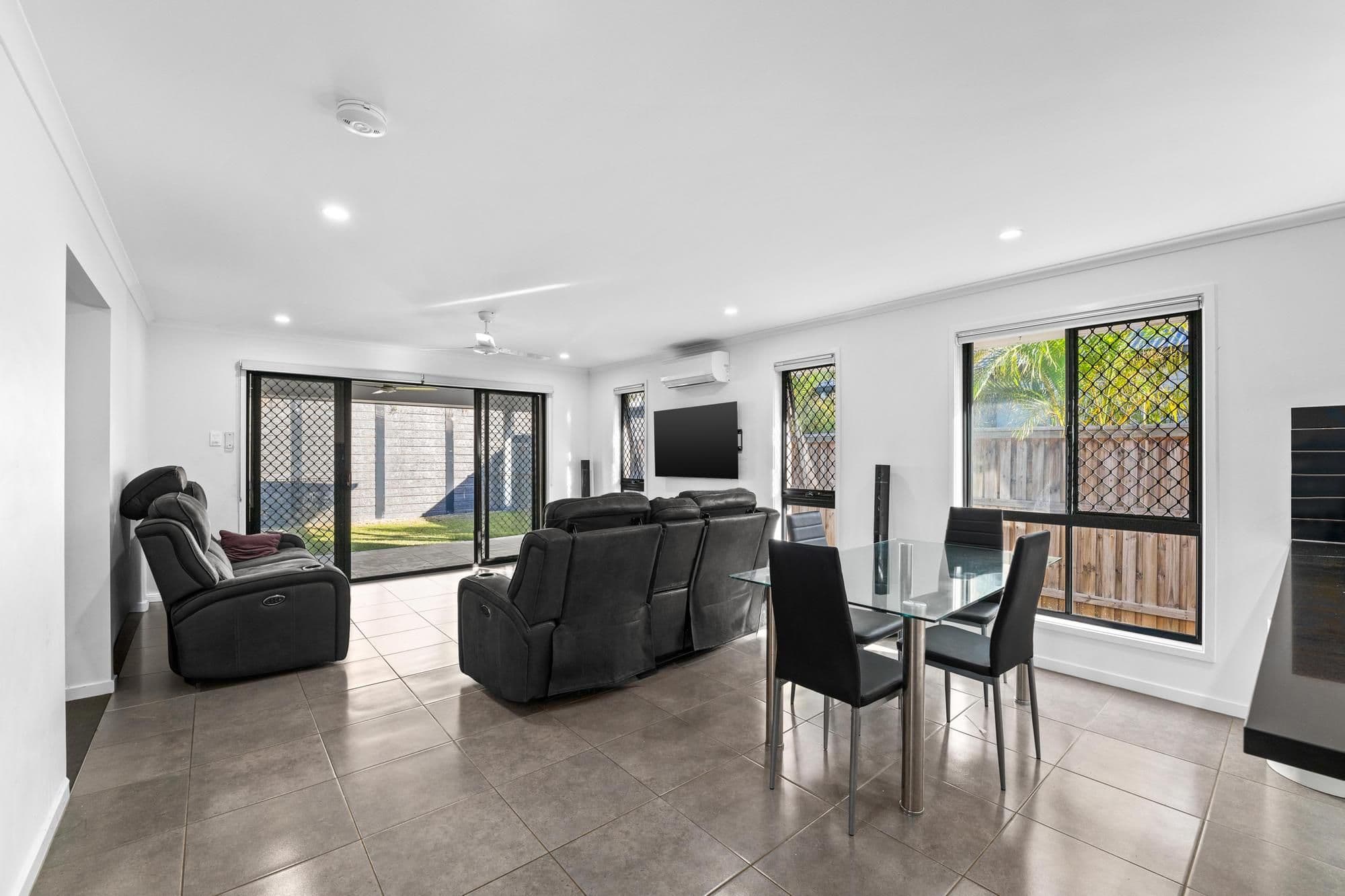 32 Blackberry Way, Ripley QLD 4306, Ripley - Thumbnail 3