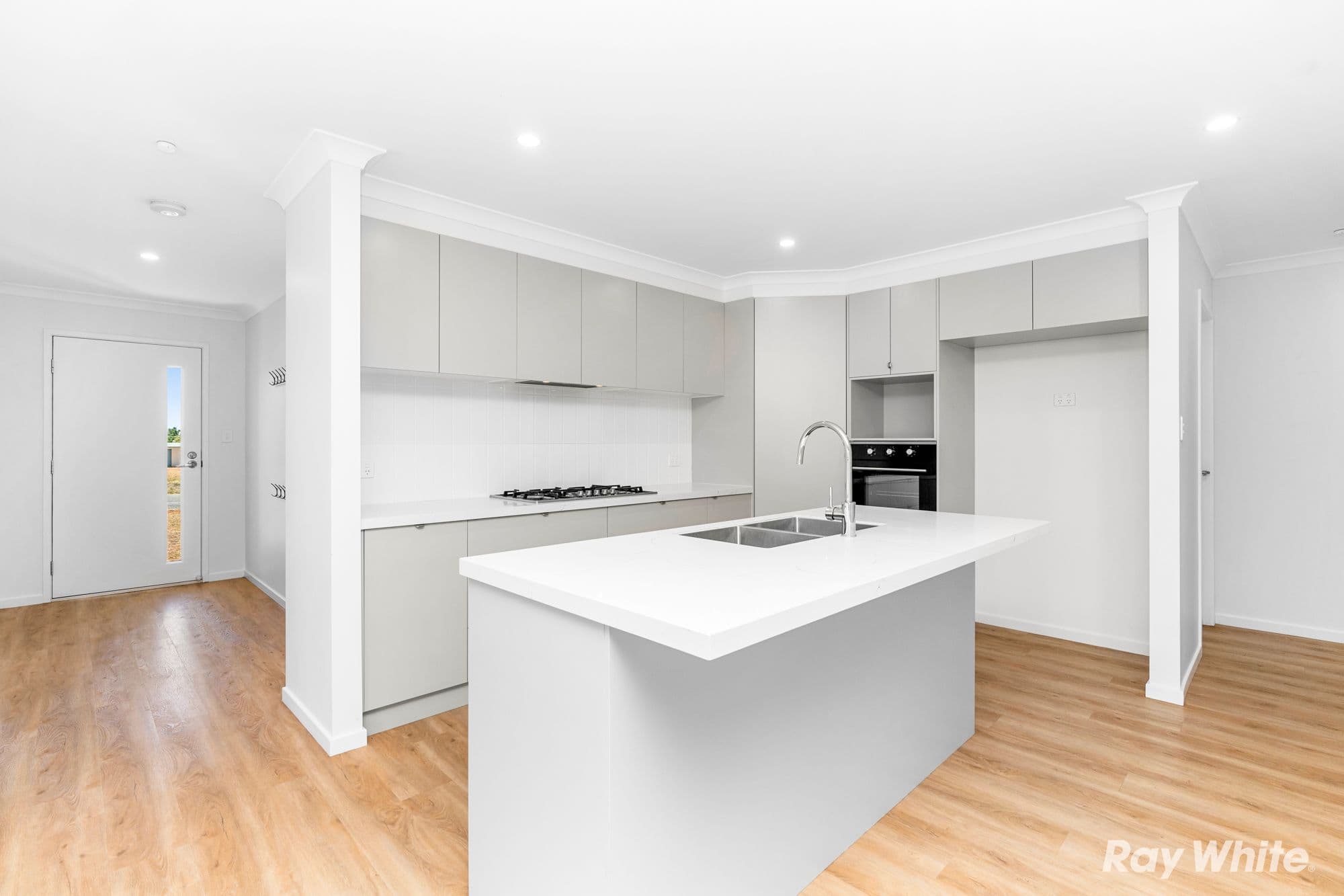85 Devlin Street, Coolamon NSW 2701, Coolamon - Thumbnail 5