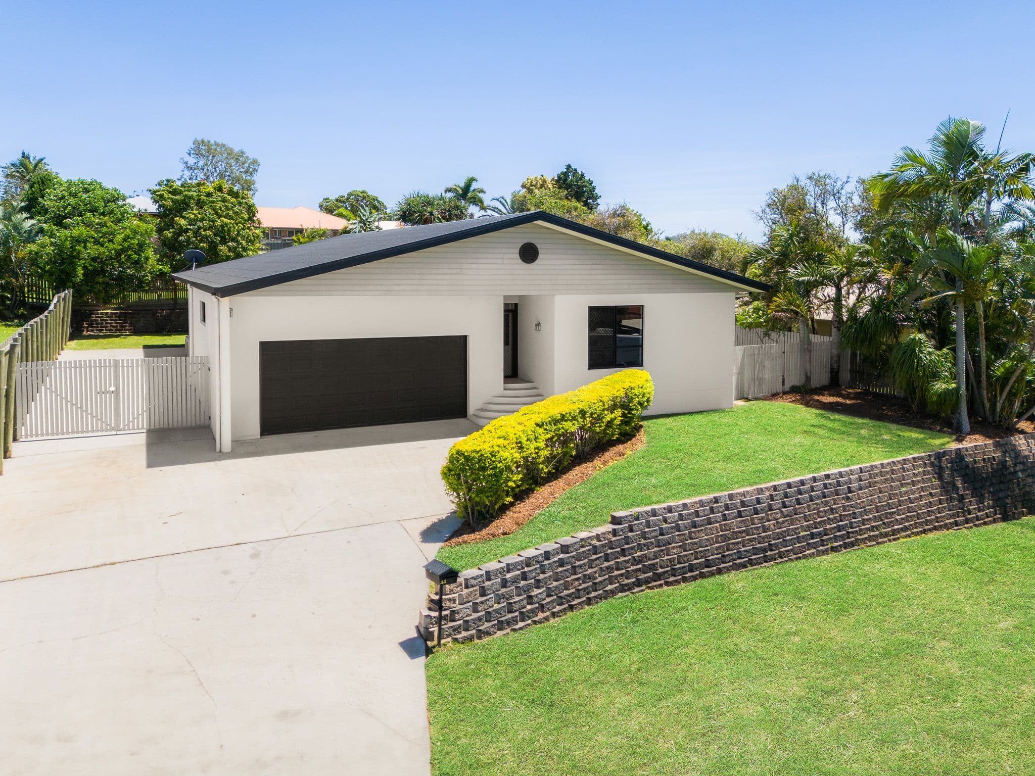 44 Emmadale Drive, New Auckland QLD 4680, New Auckland - Image 1