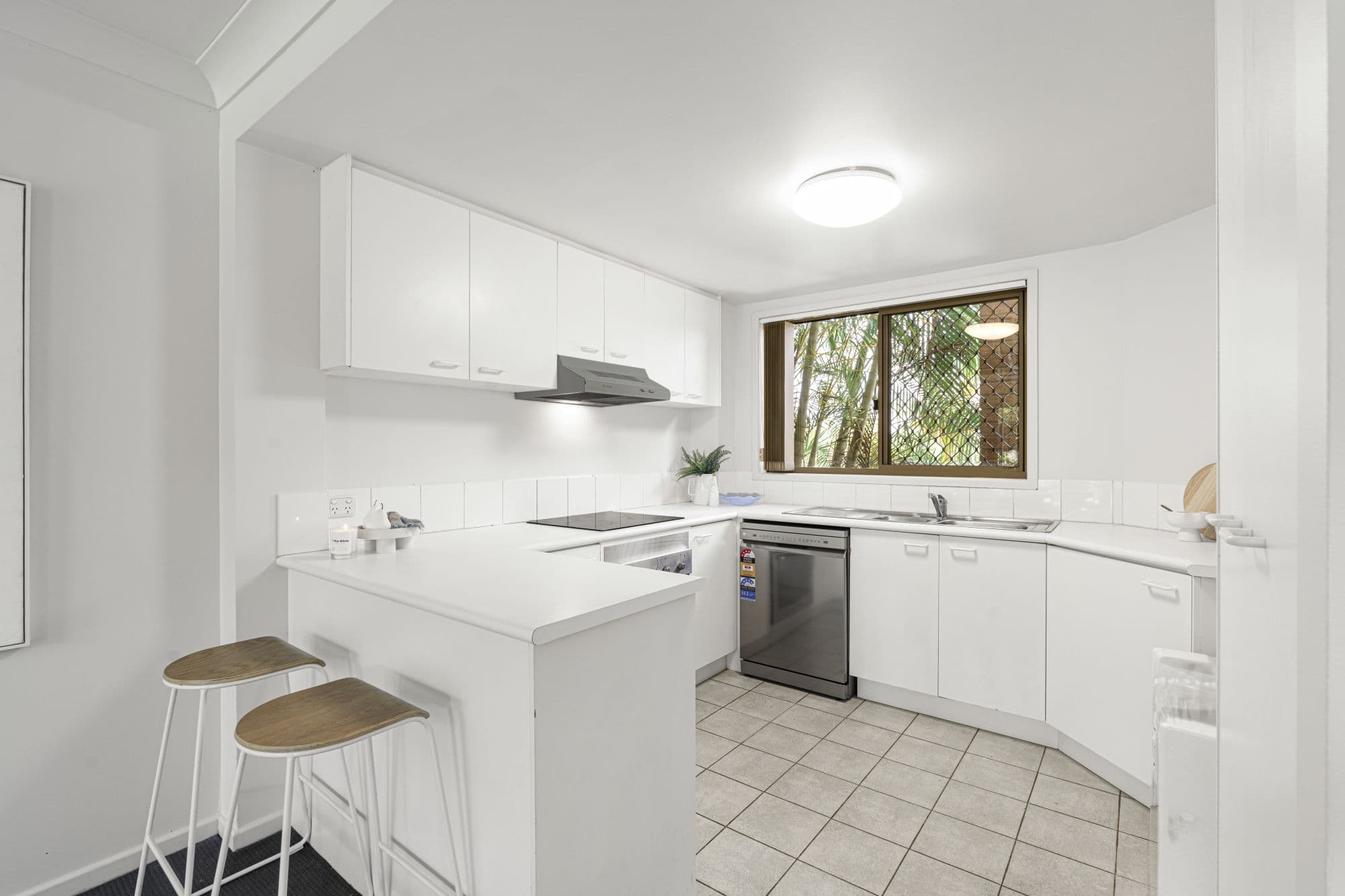 14 Bourton Road, Merrimac QLD 4226, Merrimac - Thumbnail 5