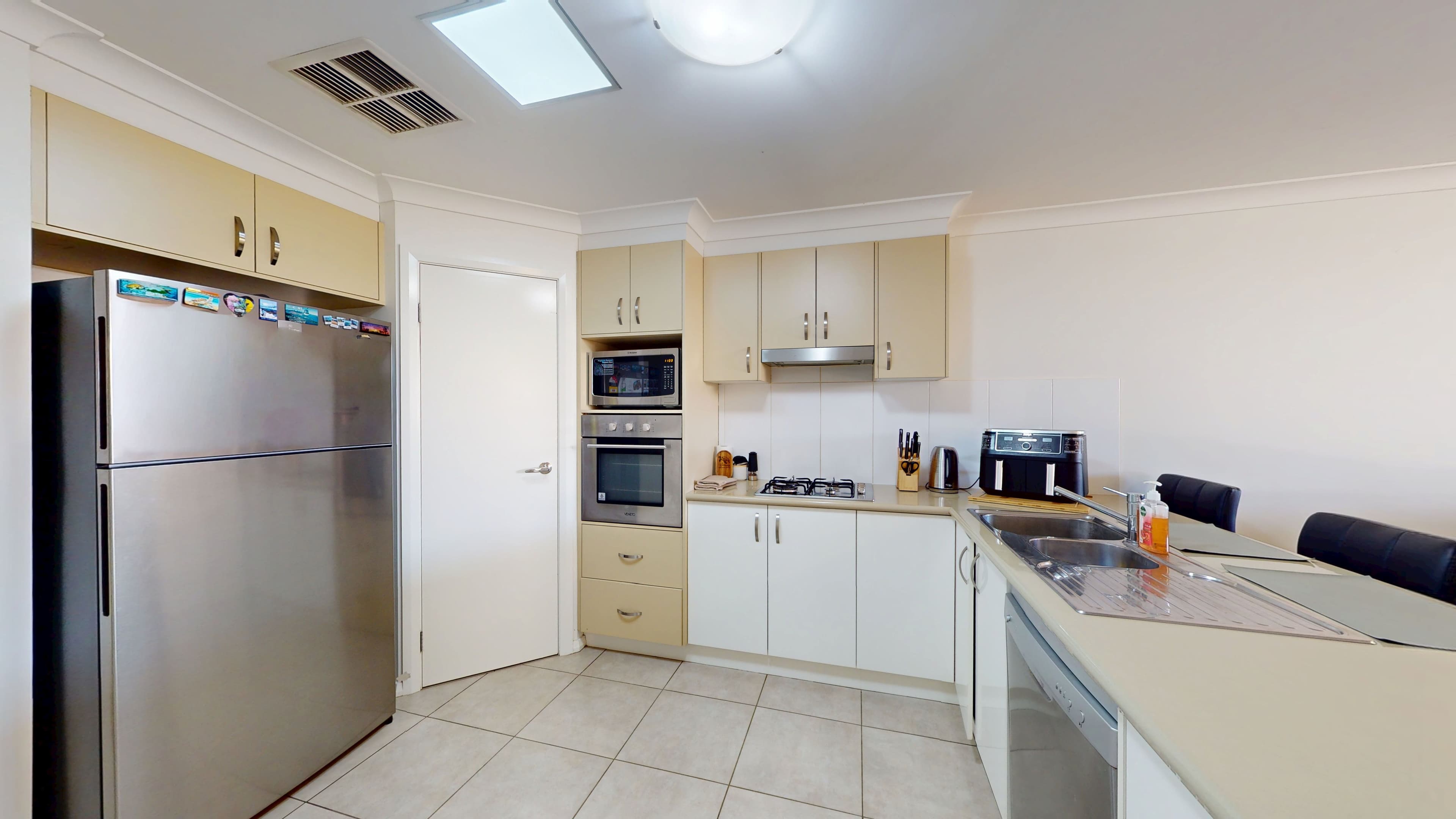 16A & 16B Magnolia Boulevard, Dubbo NSW 2830, Dubbo - Thumbnail 2