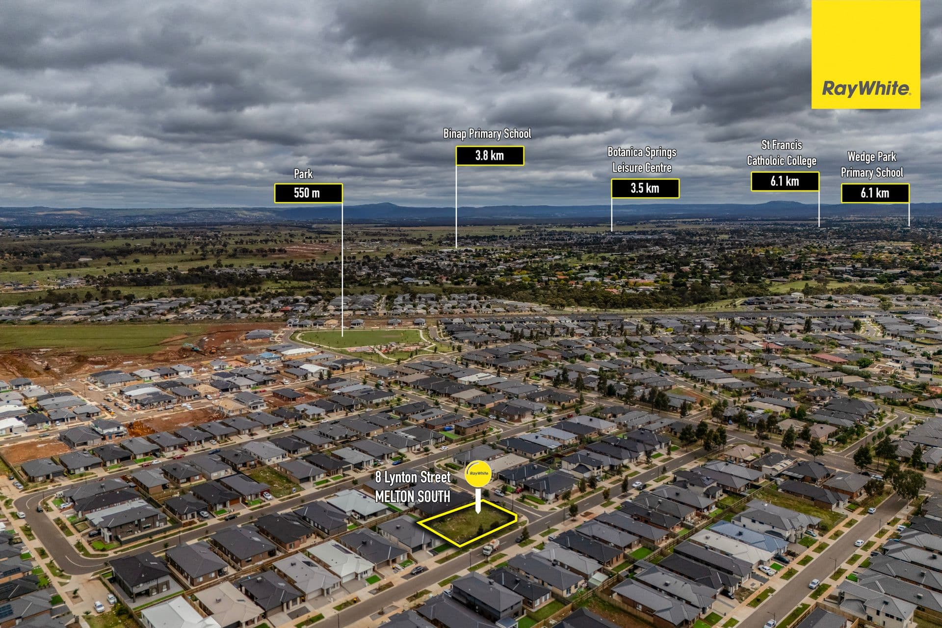 8 Lynton Street, Melton South VIC 3338, Melton South - Thumbnail 2