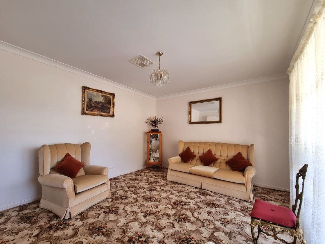 110 Hanley Street, Gundagai NSW 2722, Gundagai - Thumbnail 2