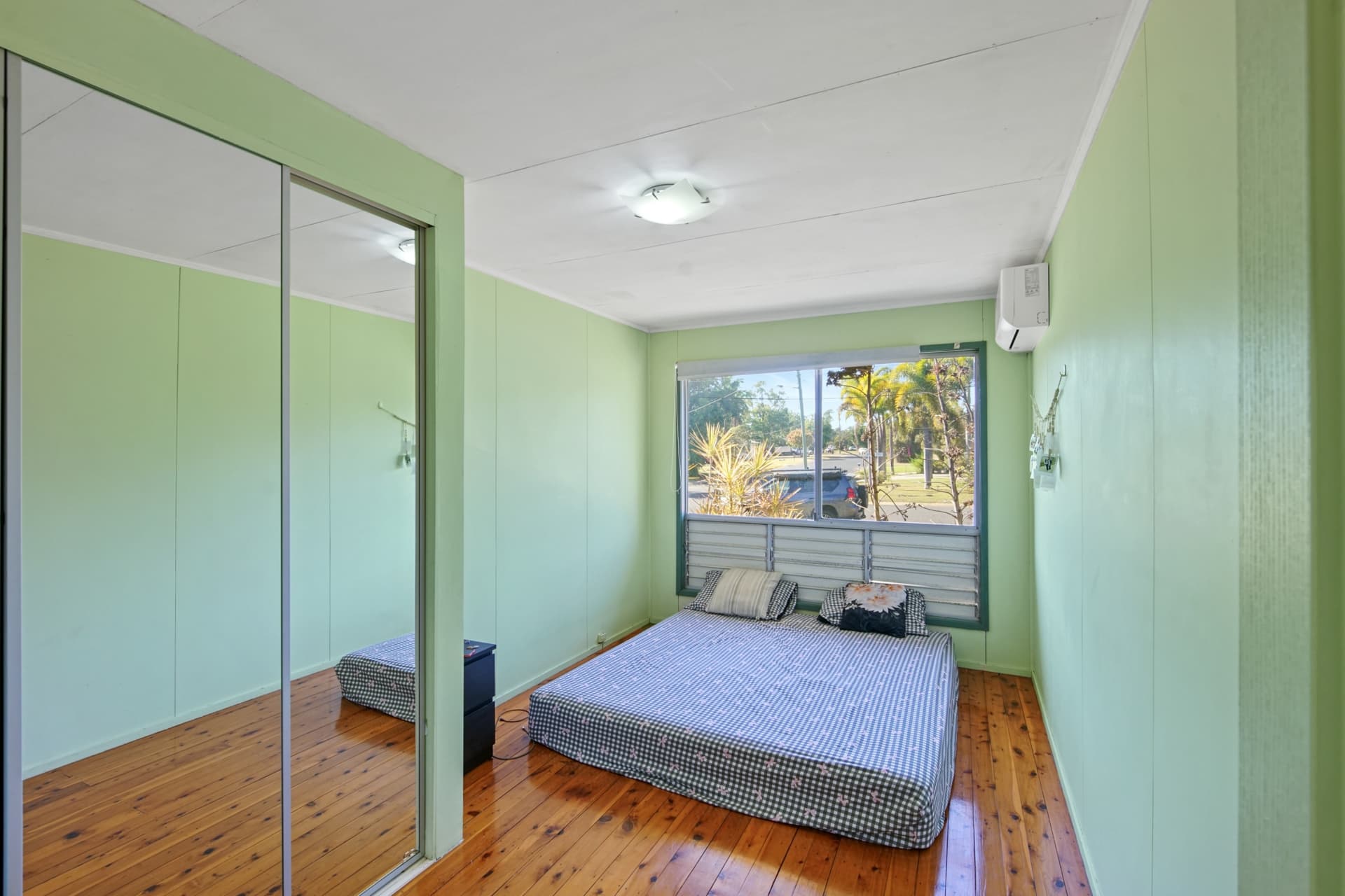 12 Munro Street, Moranbah, Moranbah - Thumbnail 5