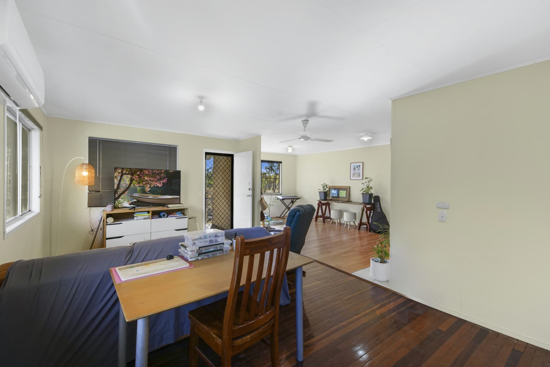 2 Spring Crescent, Dysart, Dysart - Thumbnail 3