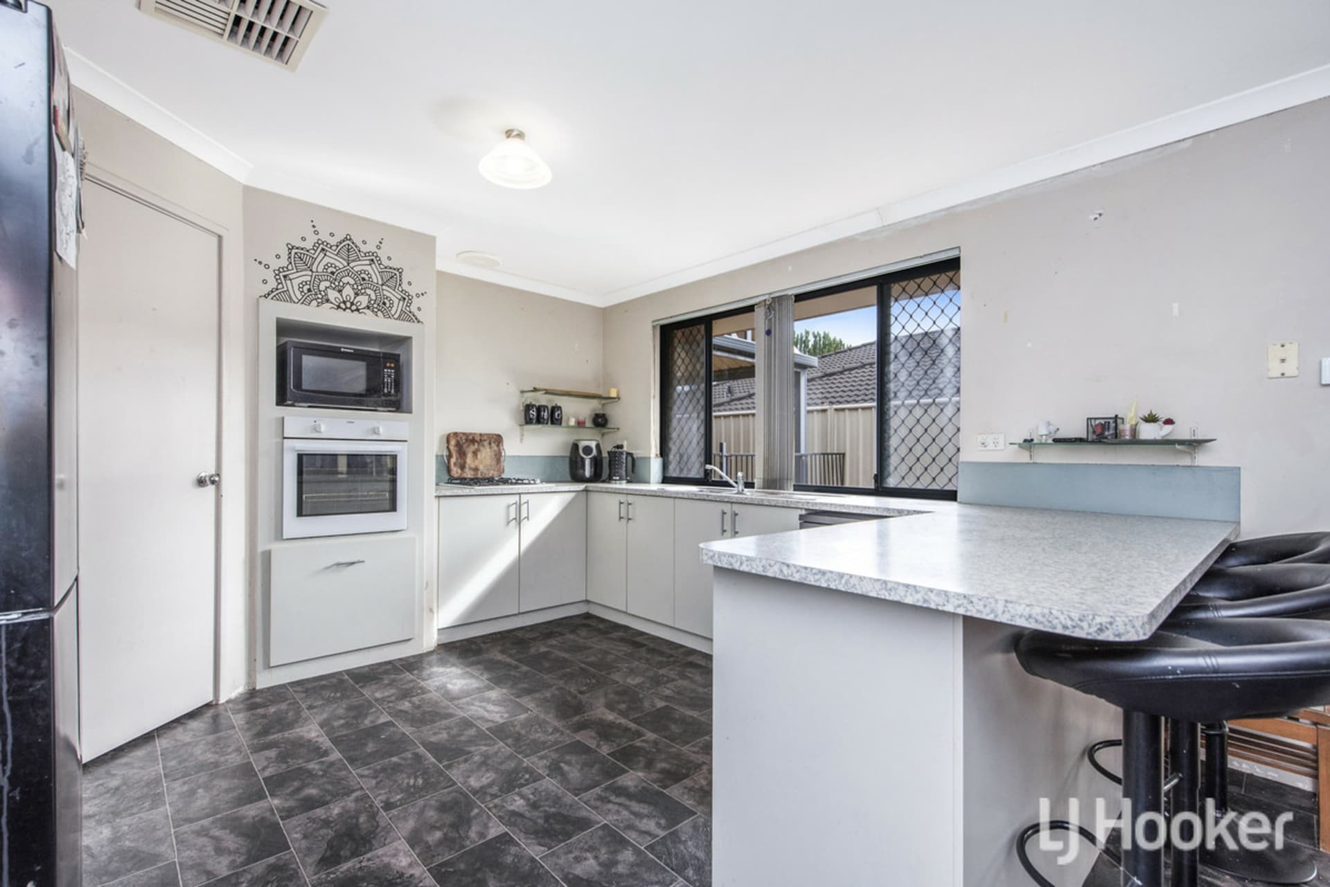 7 Adela Bend, Lakelands, Lakelands - Thumbnail 6