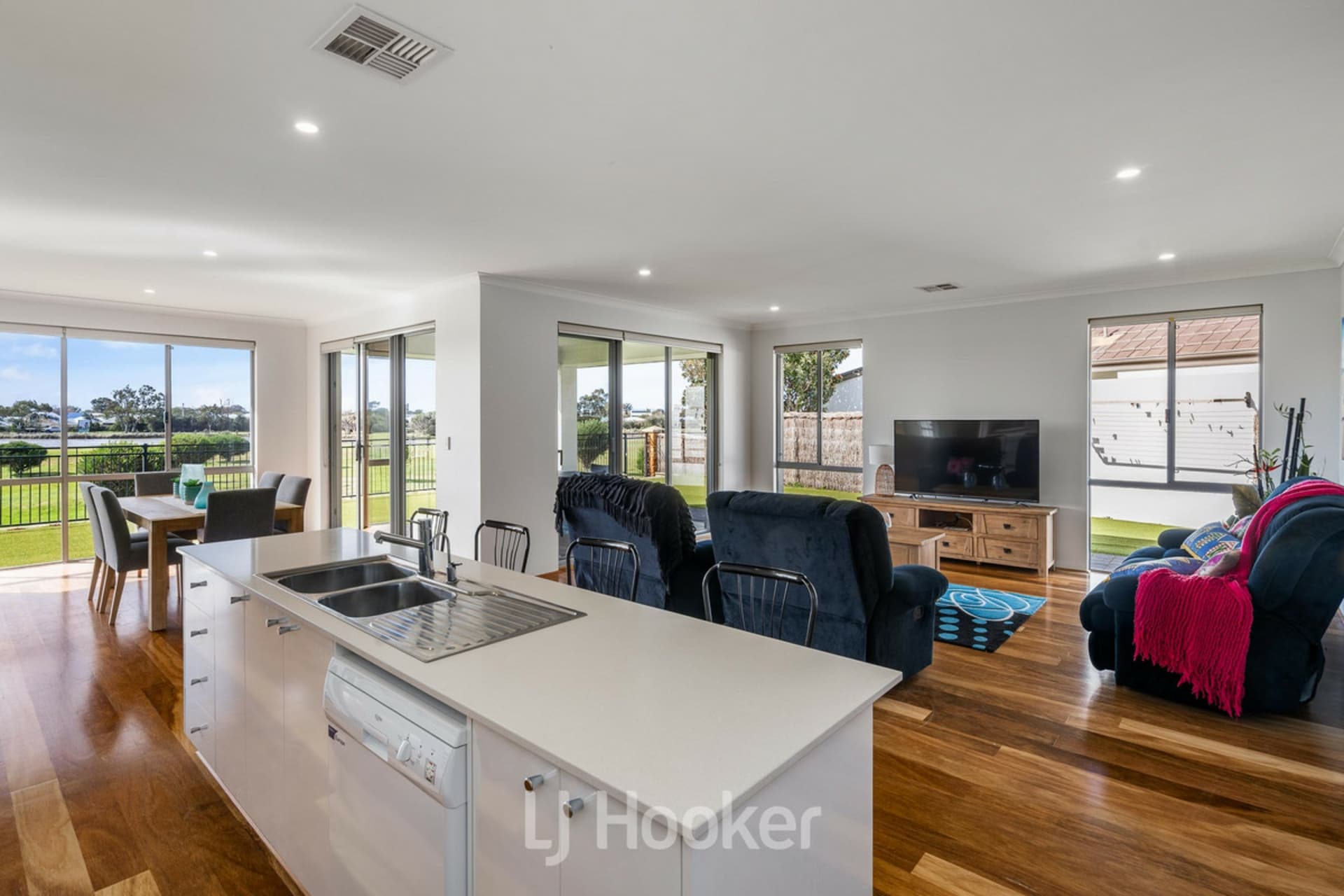 28 Wentworth Loop, Dunsborough, Dunsborough - Thumbnail 7