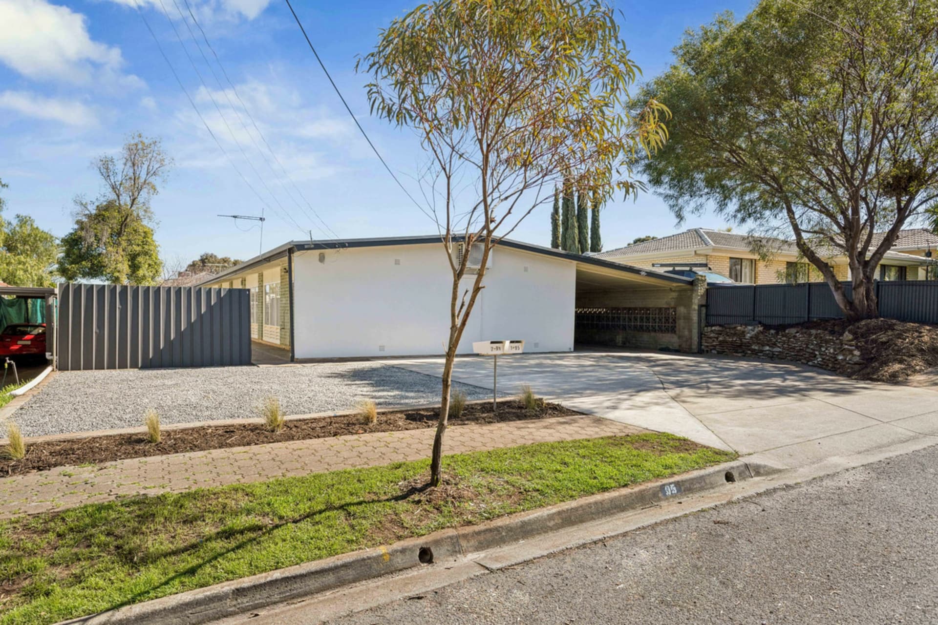 Units 1-2/95 Nelson Road, Valley View, Valley View - Thumbnail 2