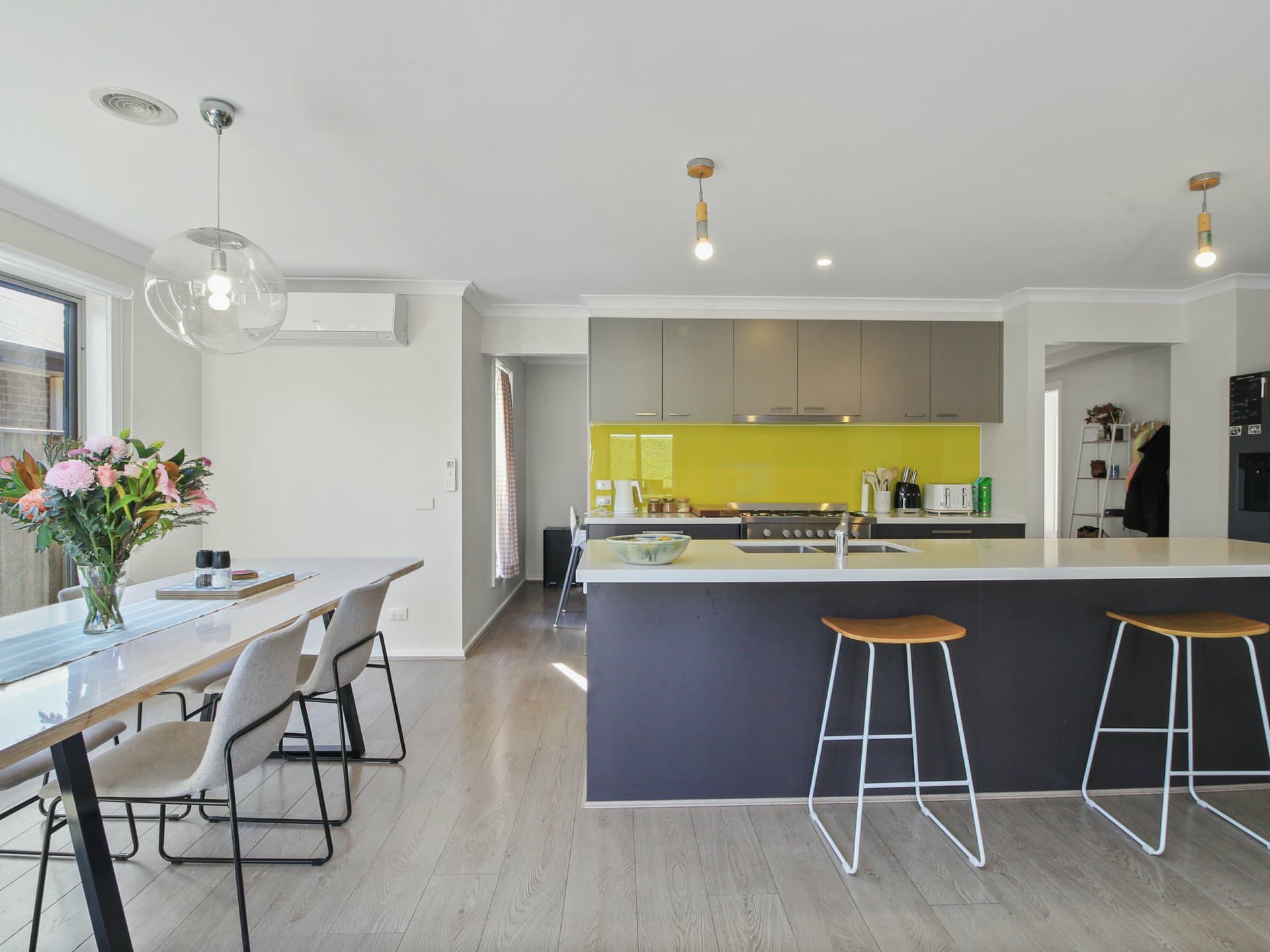 7 Whipbird Street, Bairnsdale, Bairnsdale - Thumbnail 2