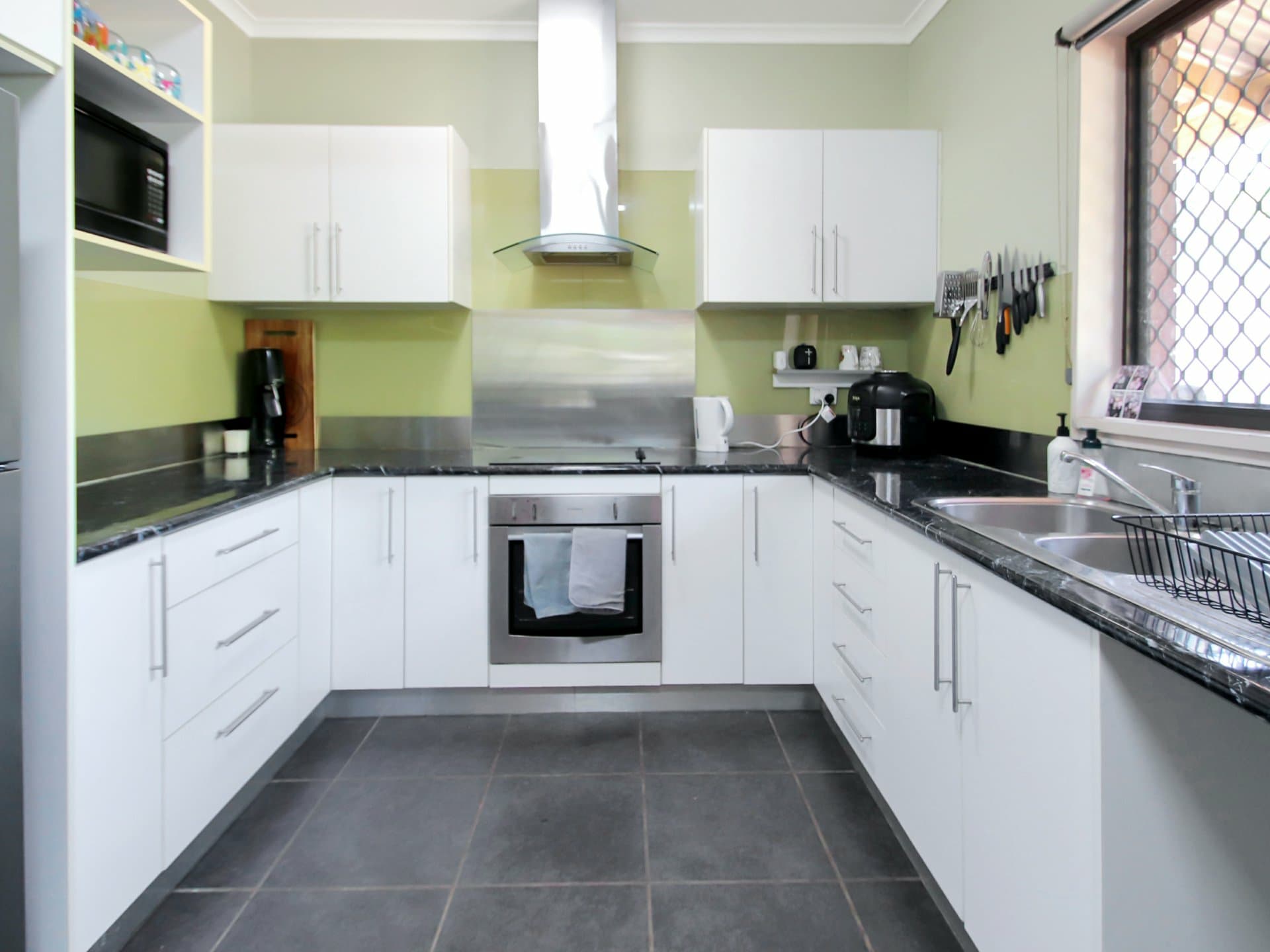 8 Ronan Court, Katherine, Katherine - Thumbnail 2